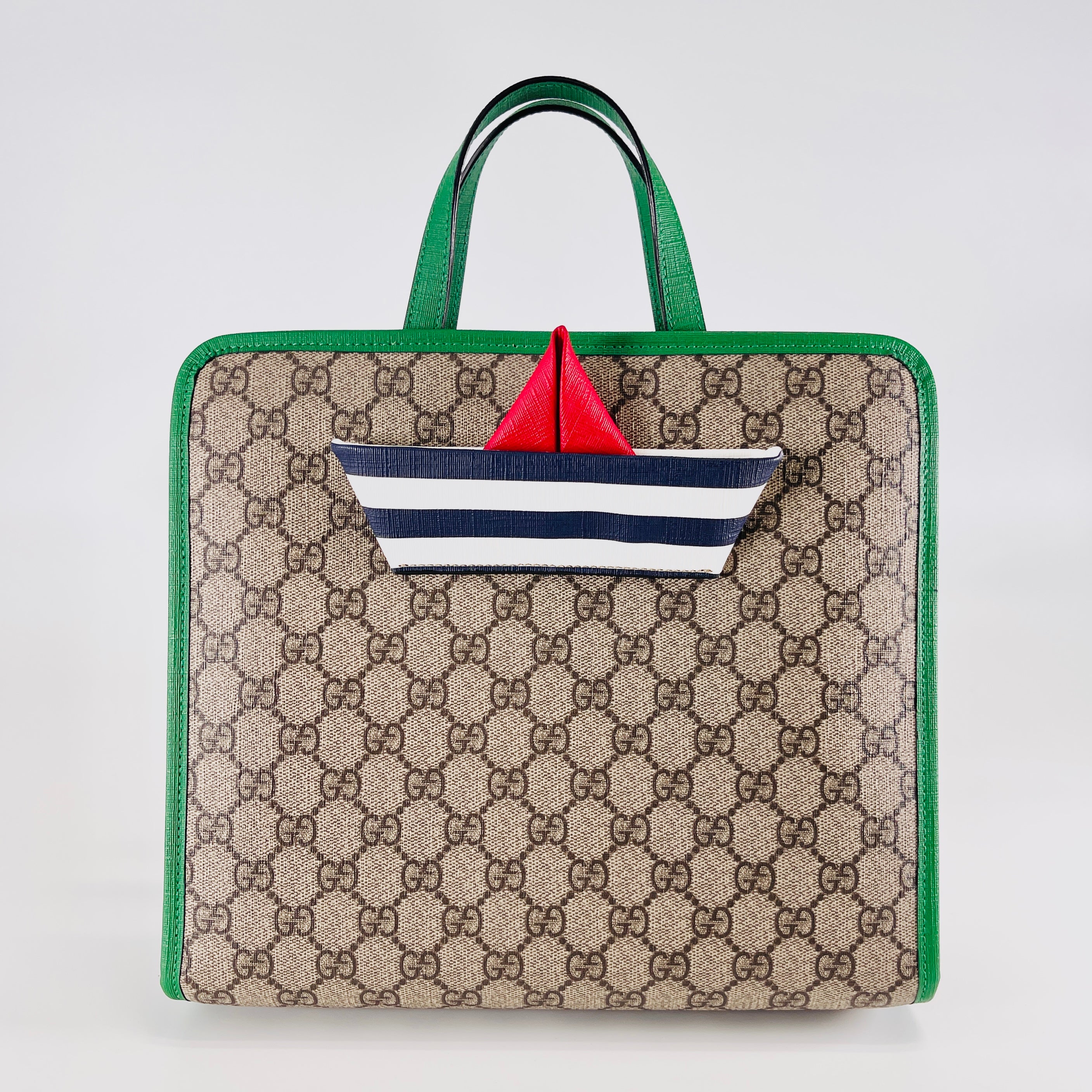 2606 secondhand GUCCI GG Supreme hand bag