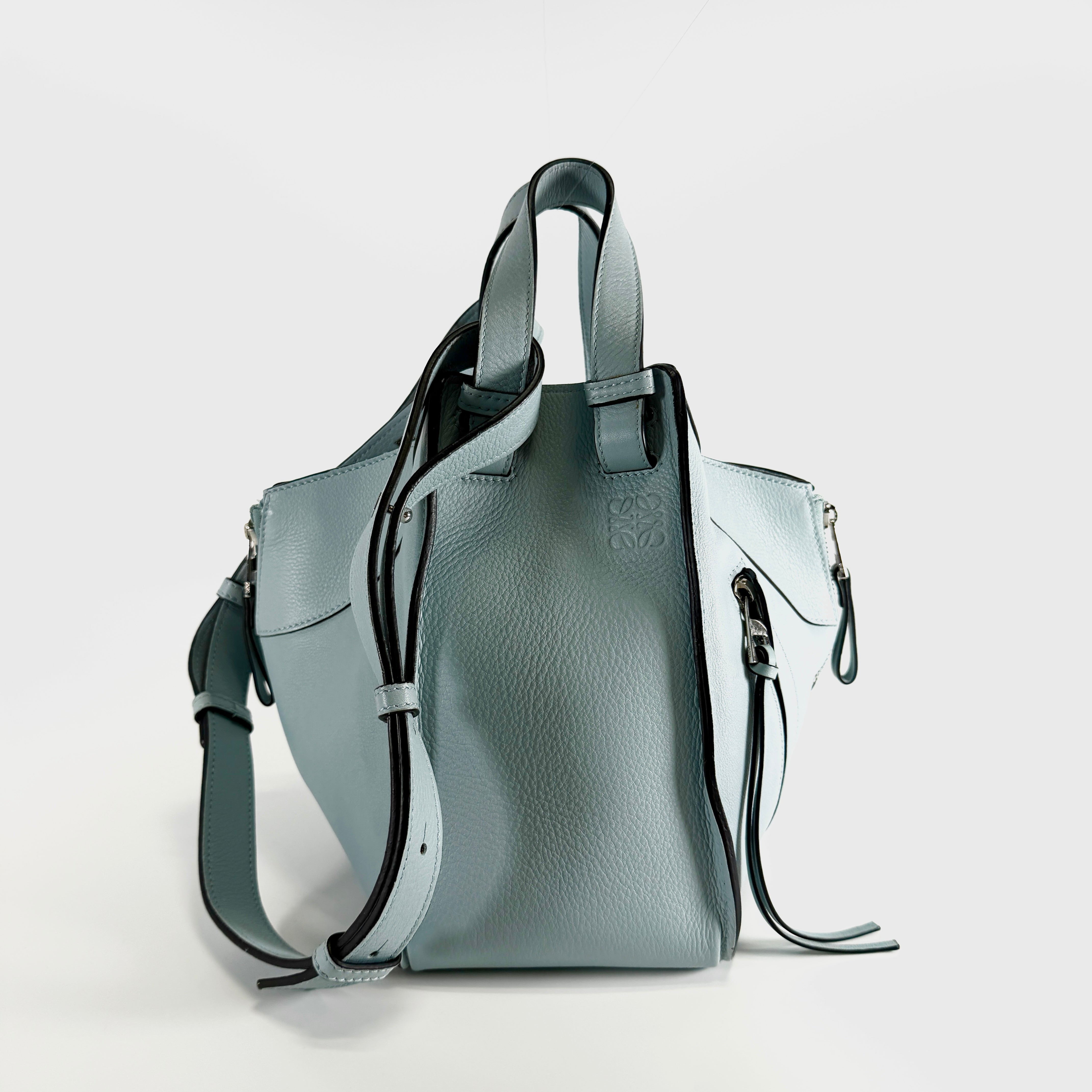 2604 secondhand LOEWE bag hammock Small Light blue / rain leather