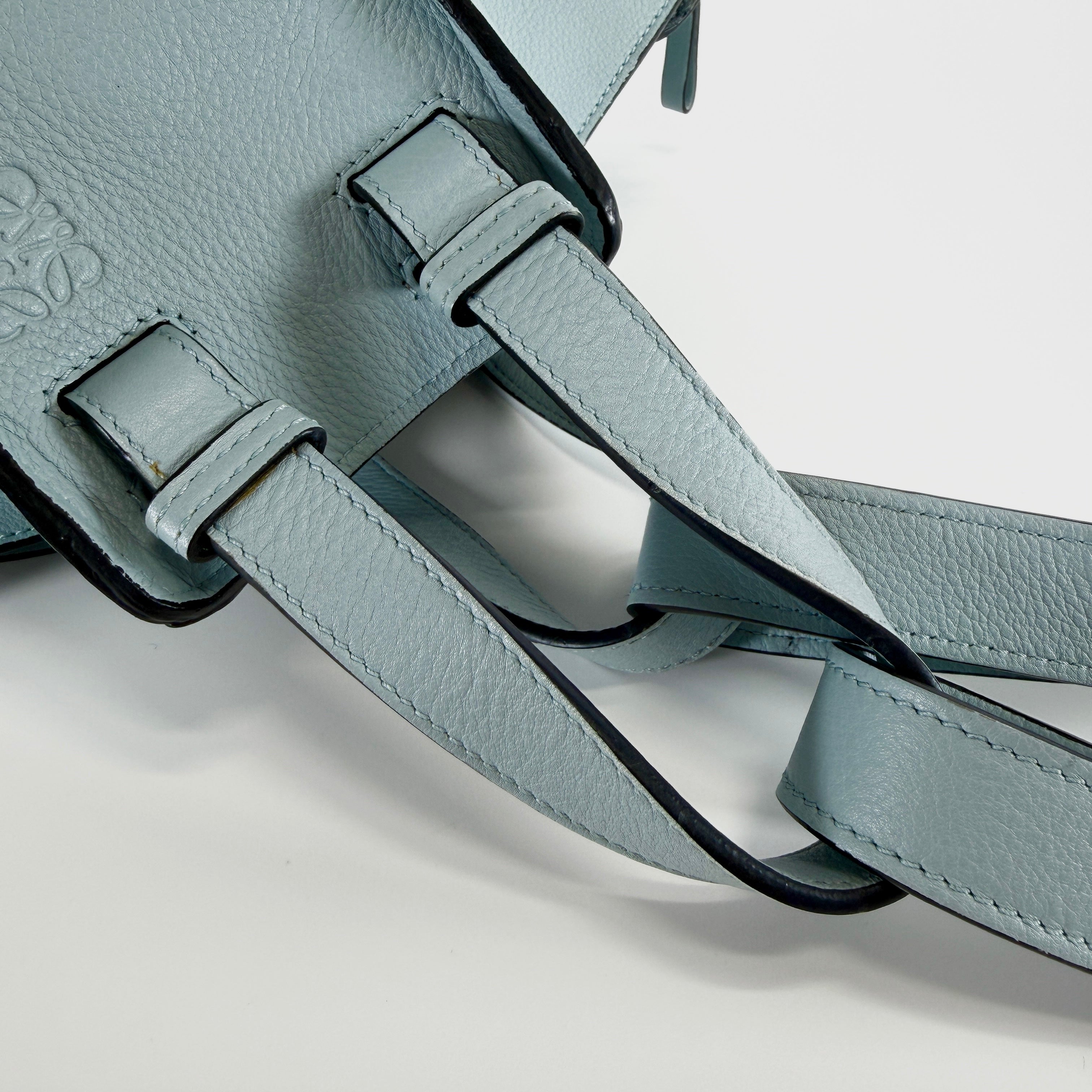 2604 secondhand LOEWE bag hammock Small Light blue / rain leather