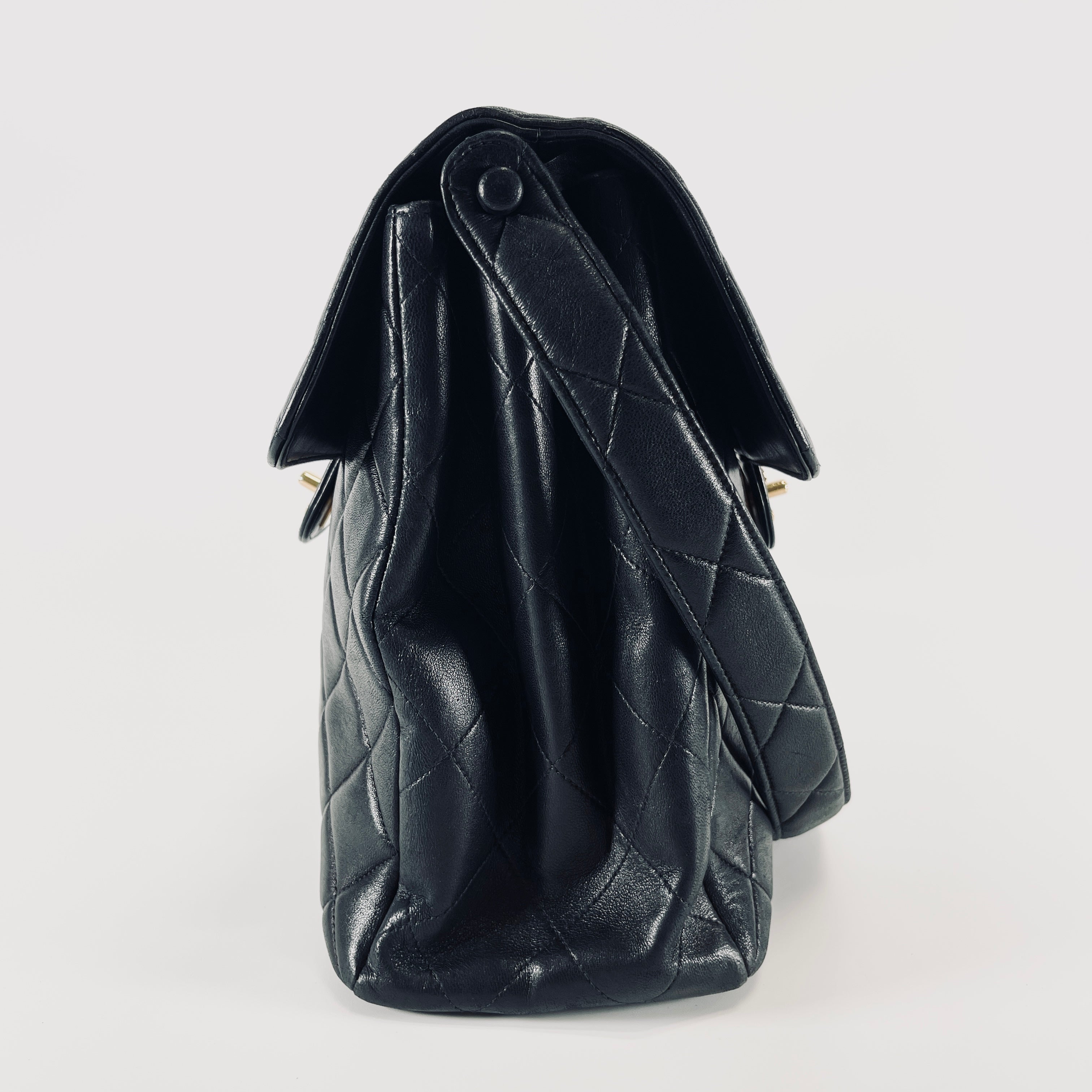 2604 secondhand CHANEL leather Shoulder bag