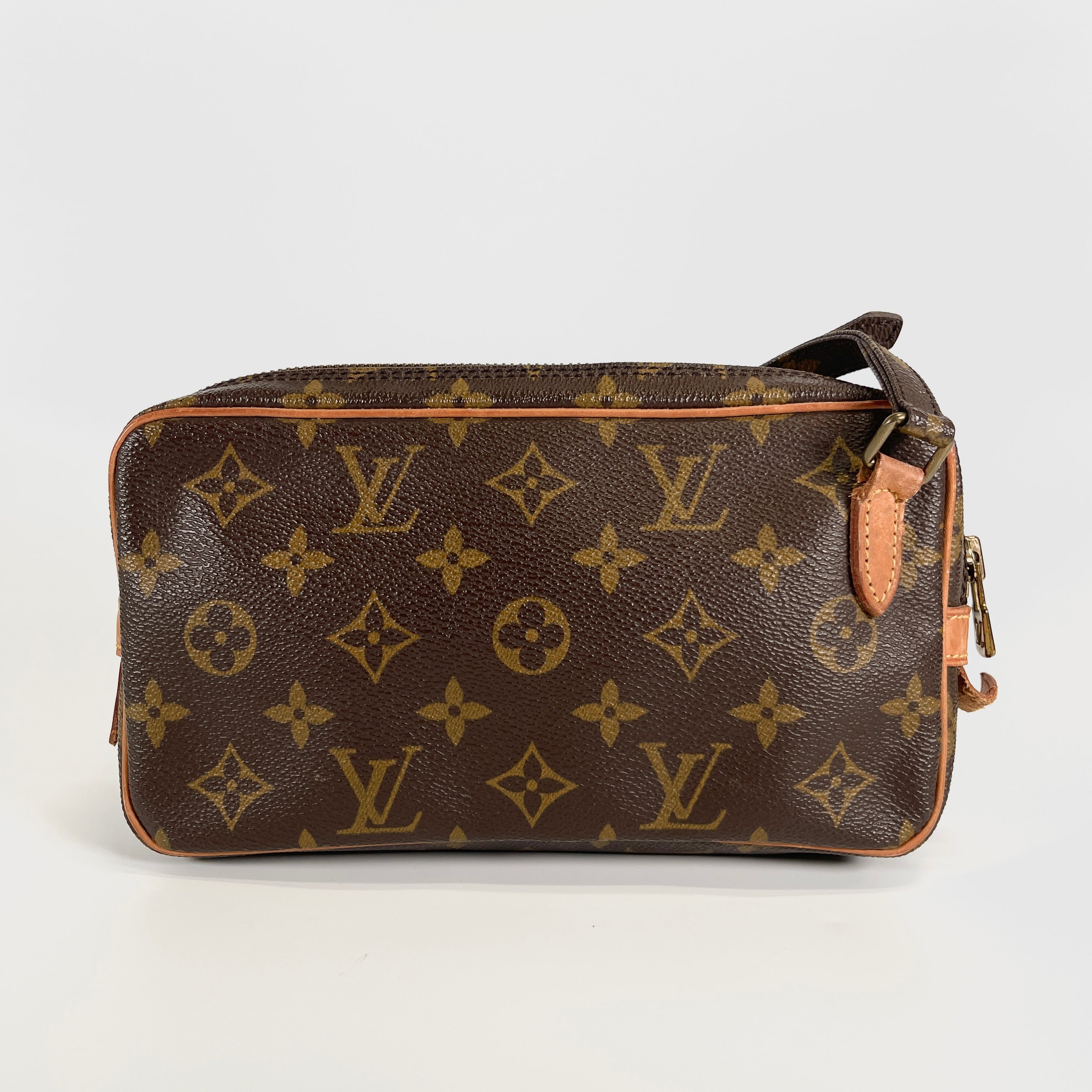 2604 secondhand LV Shoulder bag / Crossbody Bag Marly Bandouliere