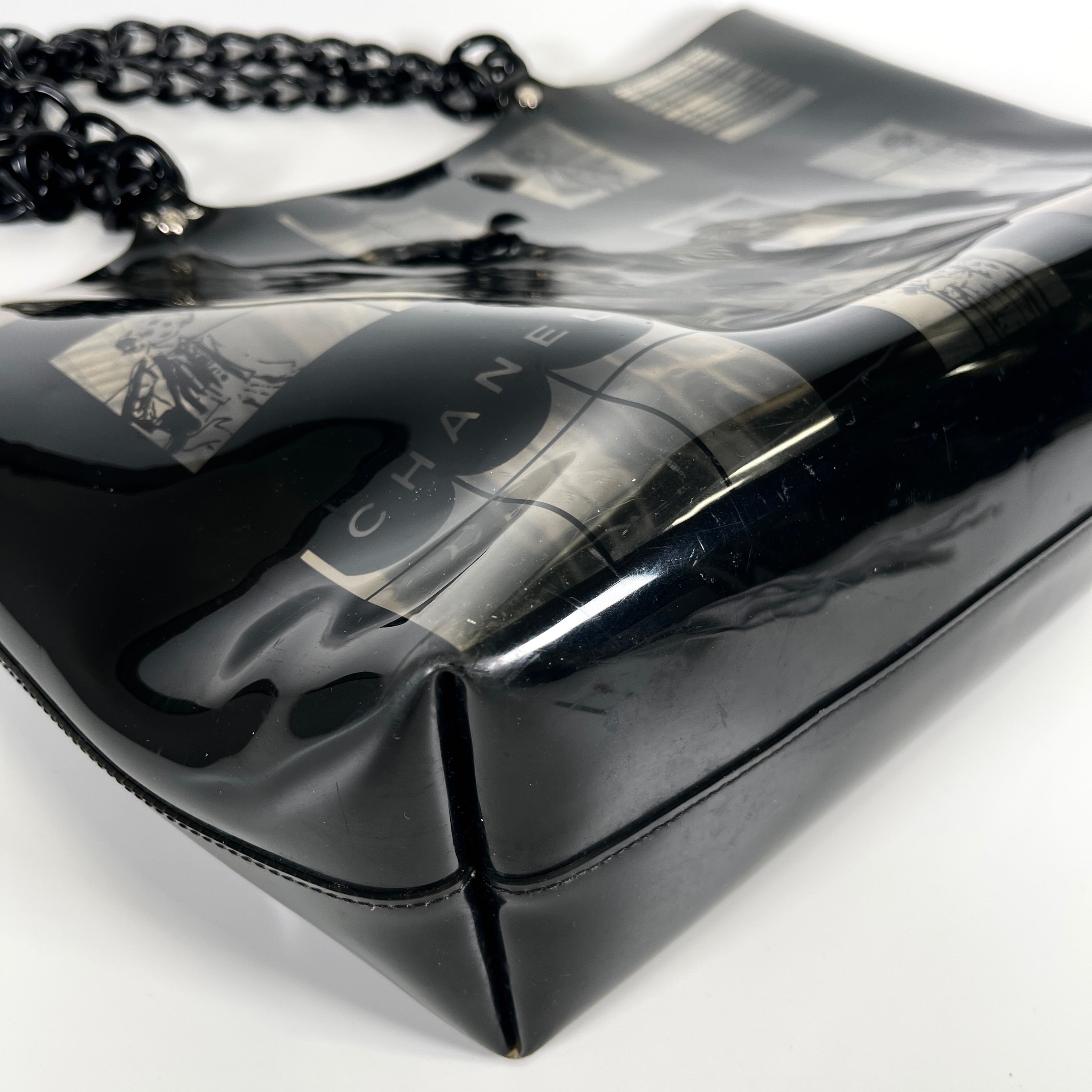 2605 secondhand CHANEL PVC hand bag