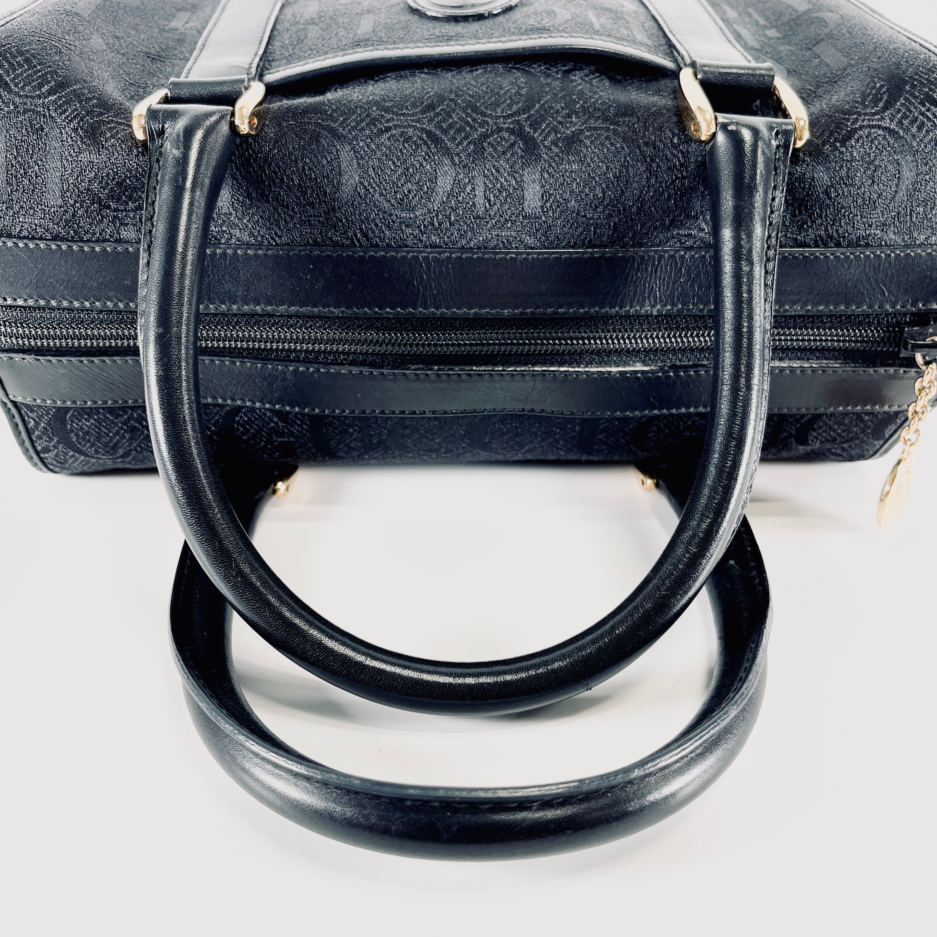 2605 secondhand GUCCI Boston bag