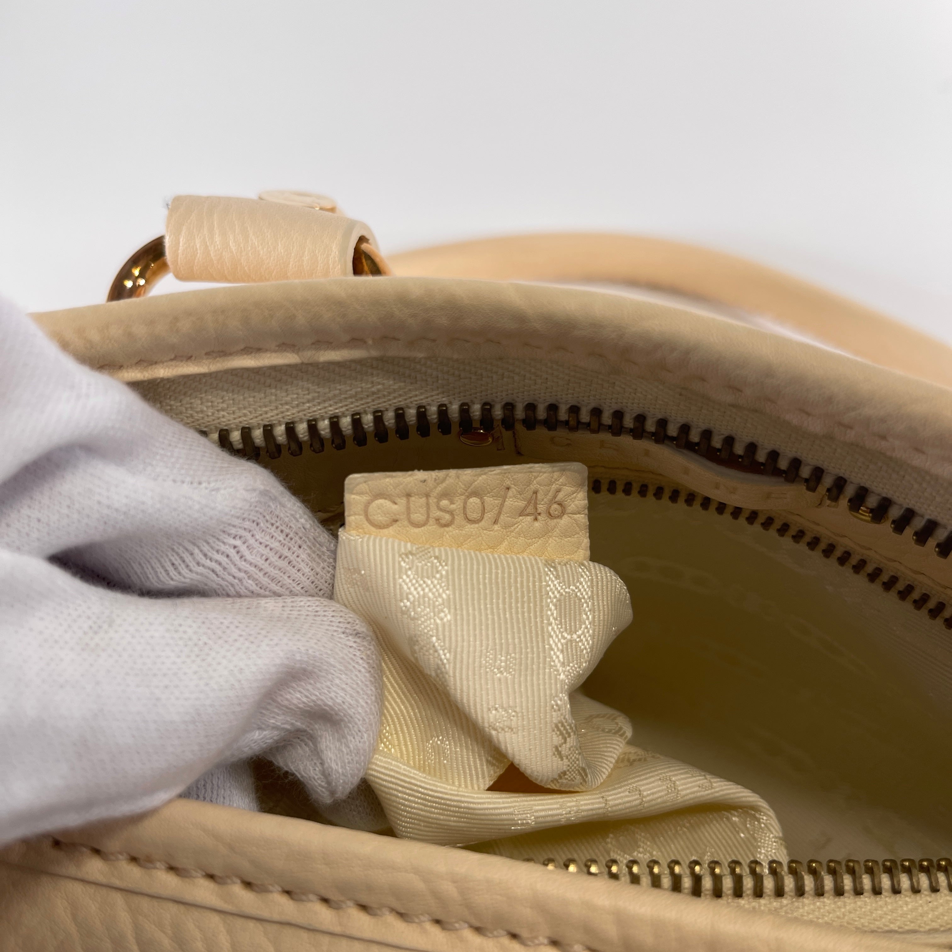 2605 secondhand CELINE hand bag