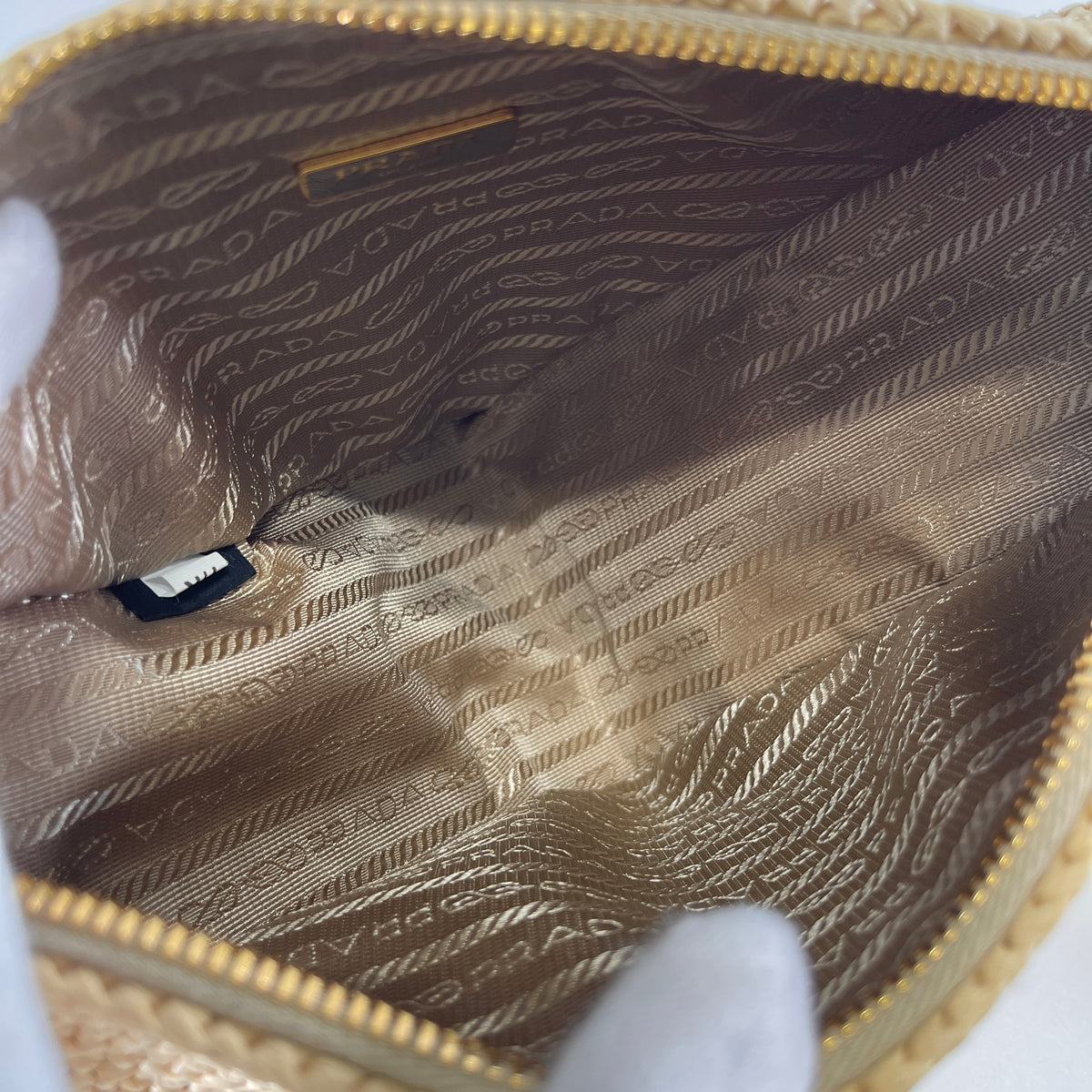 2606 secondhand PRADA shoulder straw