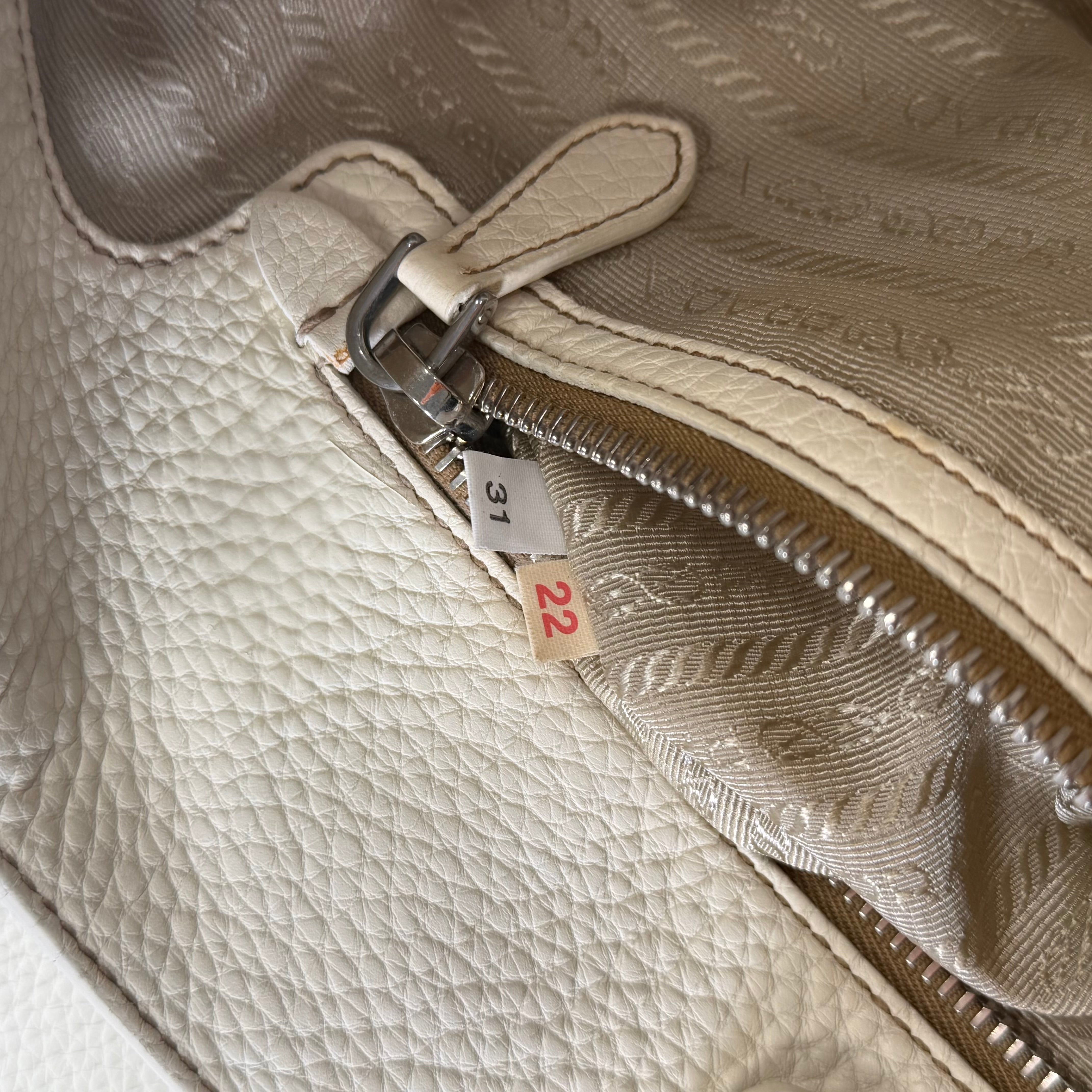 2608 secondhand PRADA Tote Bag leather ivory shoulder strap / Name tag B