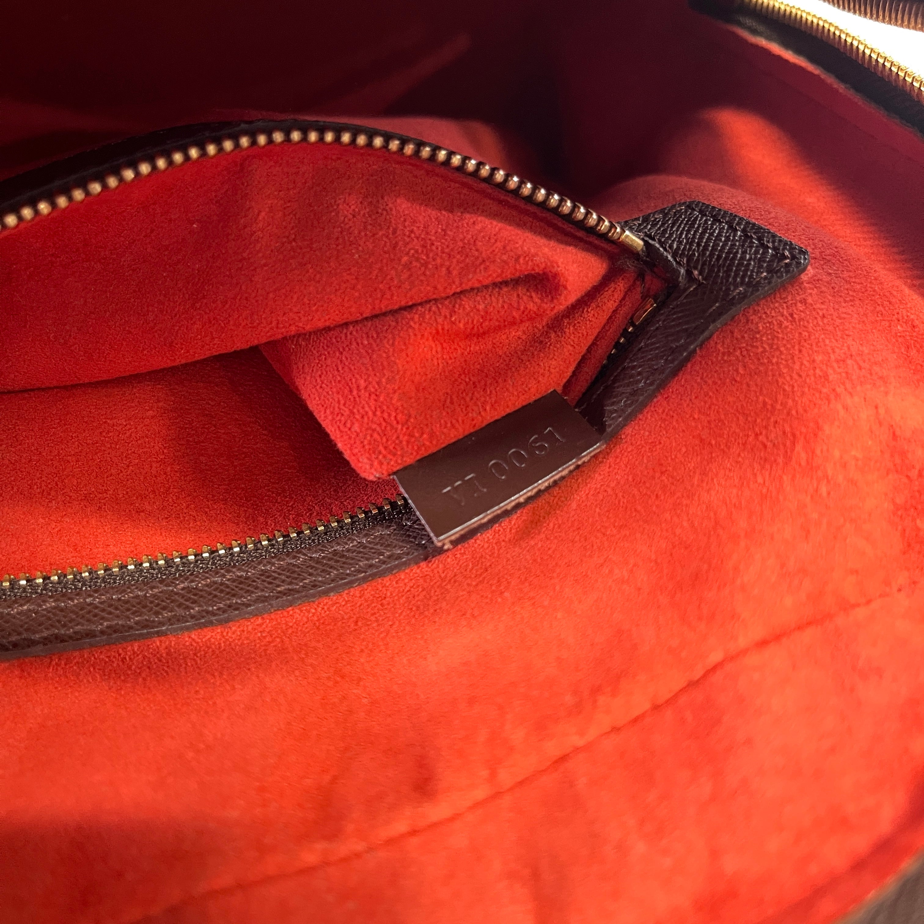 2604 secondhand LV bag Triana / Damier