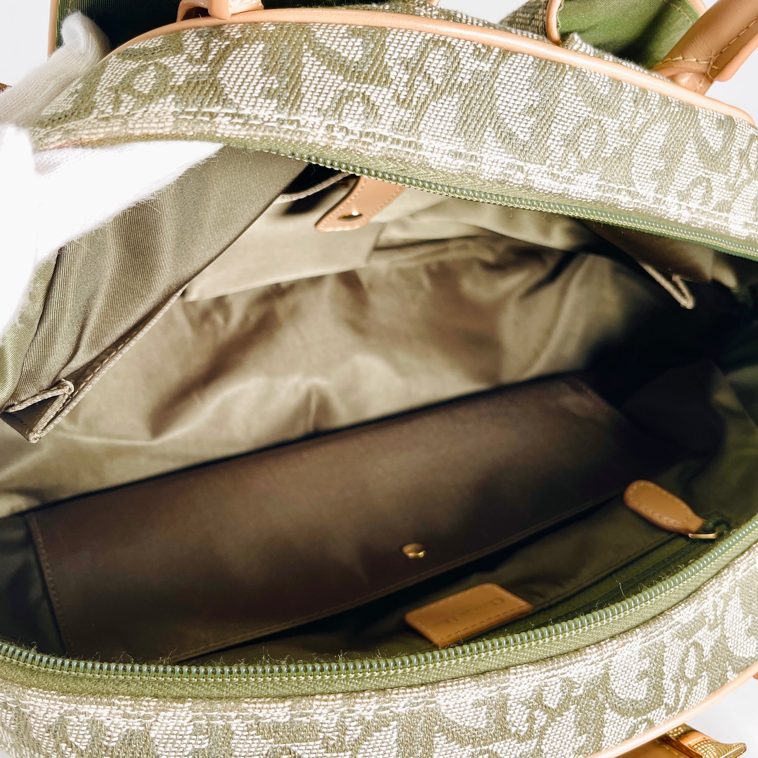2604 secondhand CD Trotter hand bag