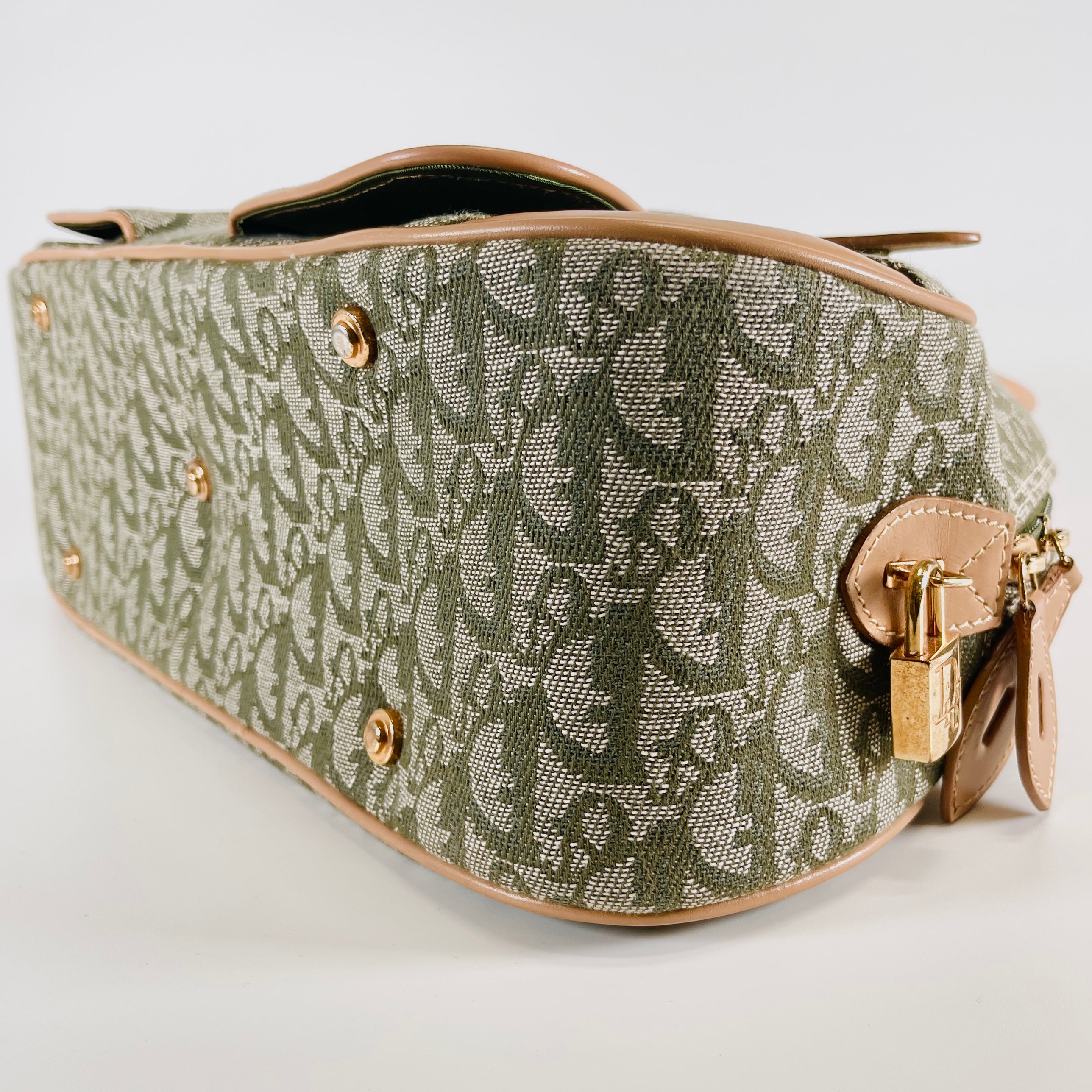 2604 secondhand CD Trotter hand bag