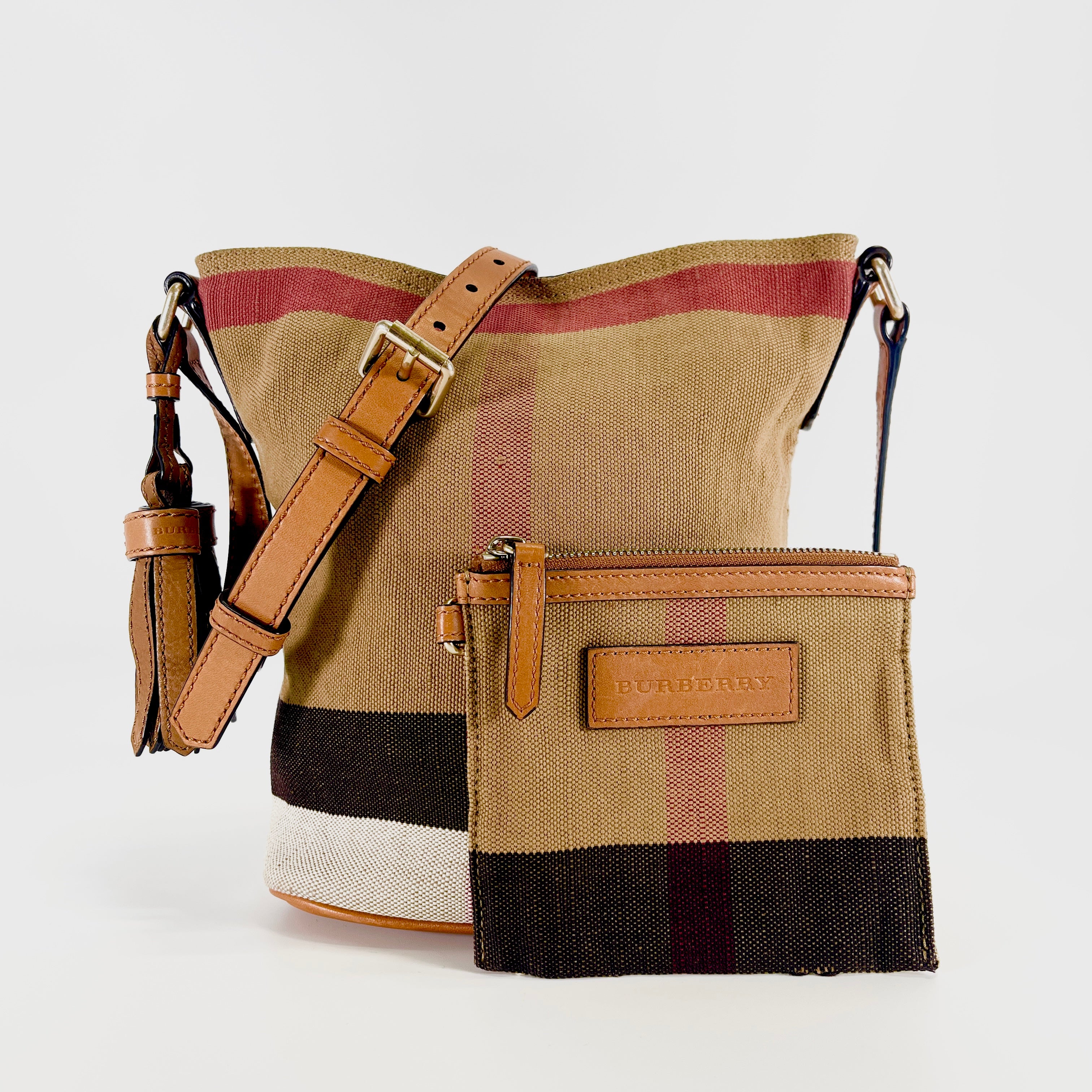 2605 secondhand BURBERRY brand bag canvas Shoulder bag Multicolor pouch