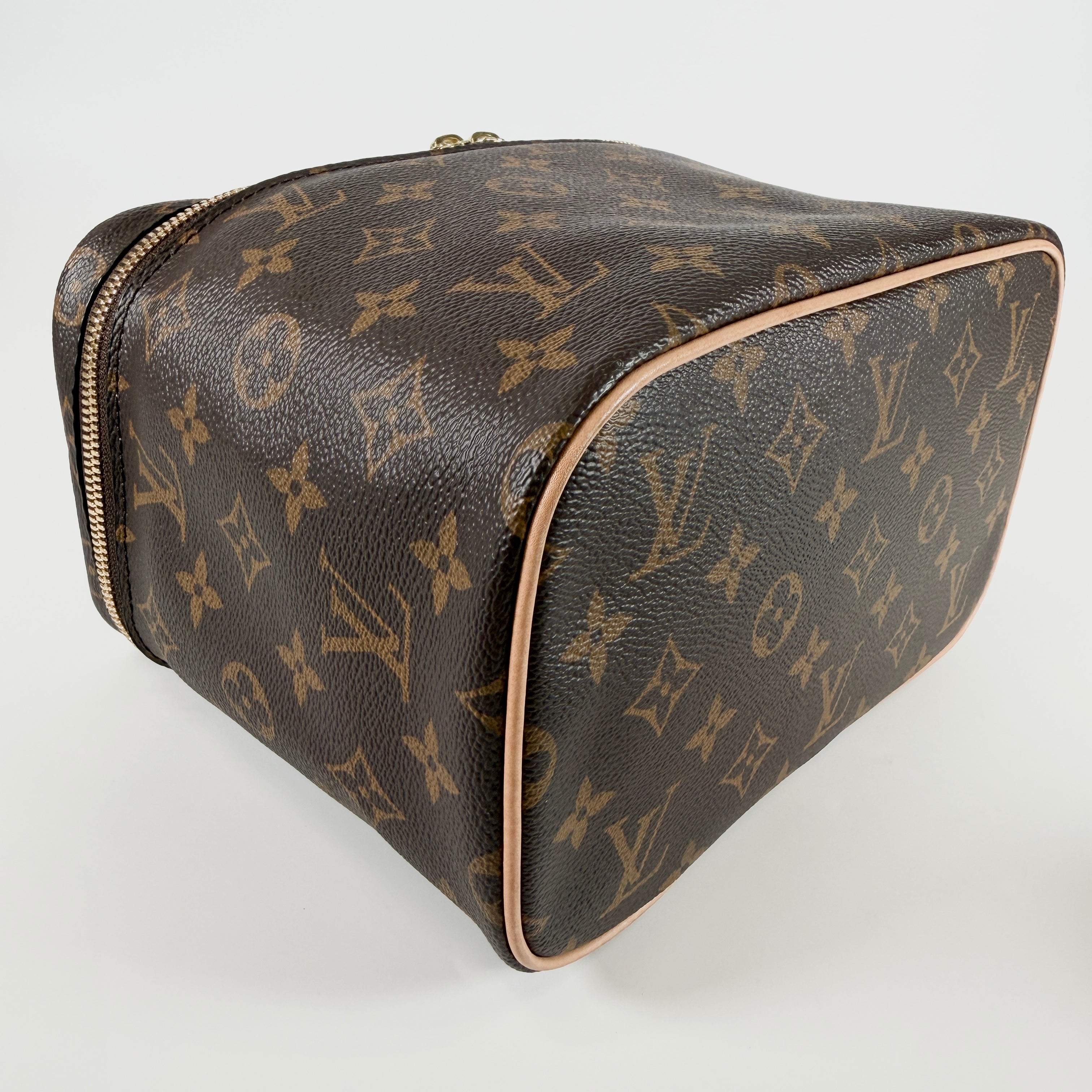2605 secondhand LV Monogram Vanity bag + box 〇