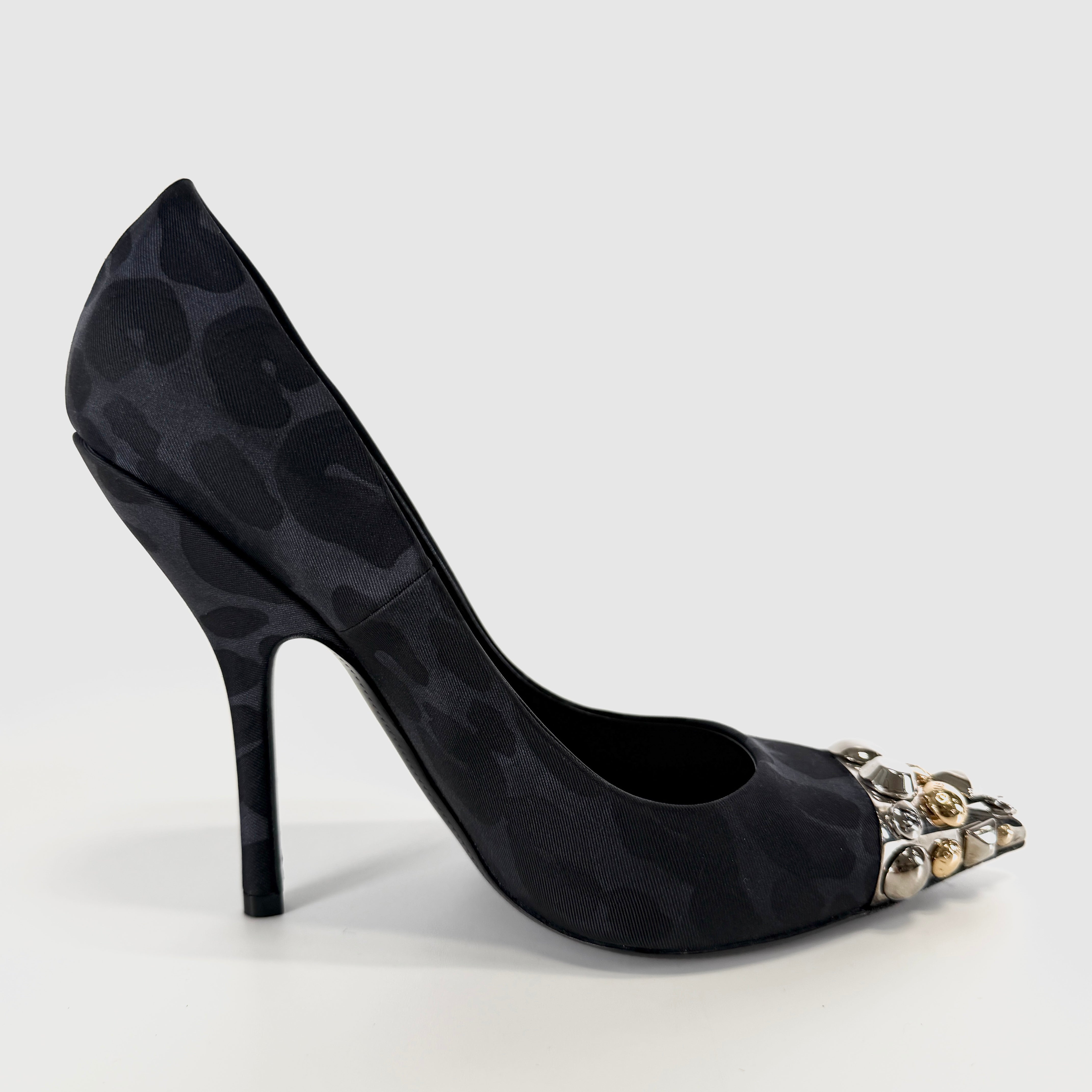 2607 secondhand LV 12 year fabric pumps 37 1/2 Women's Navy × black MA0142 Leopard Pattern studs metal