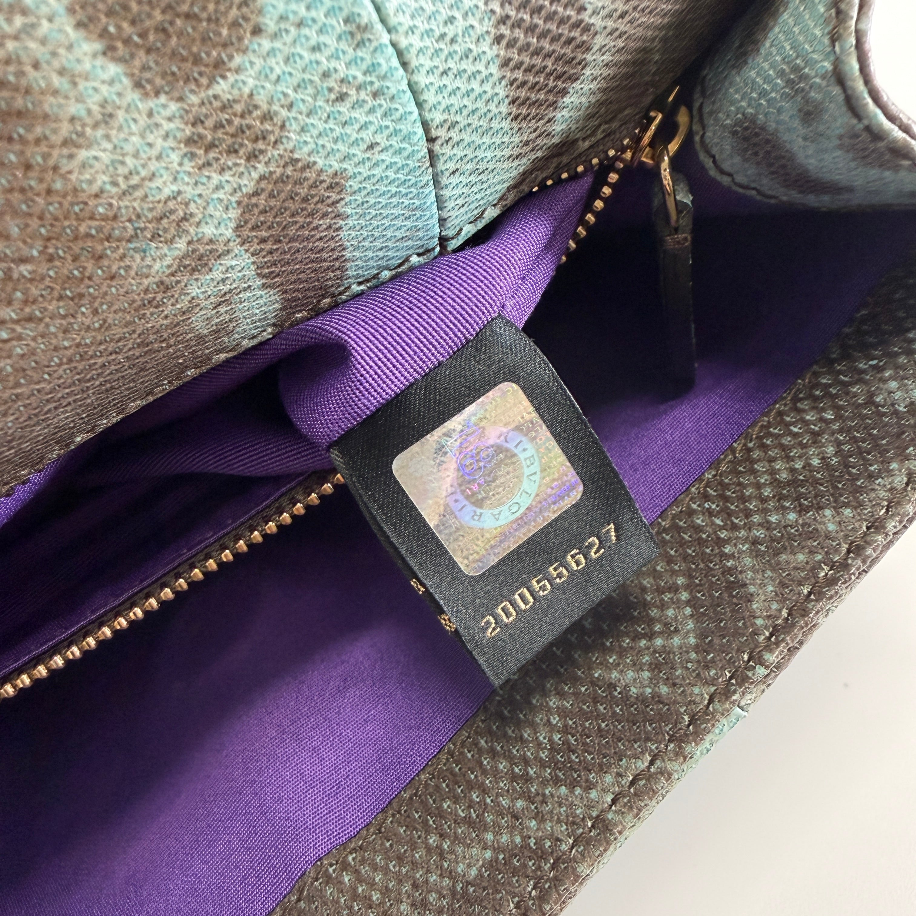 2606 secondhand BVLGARI Shoulder bag / Crossbody Bag