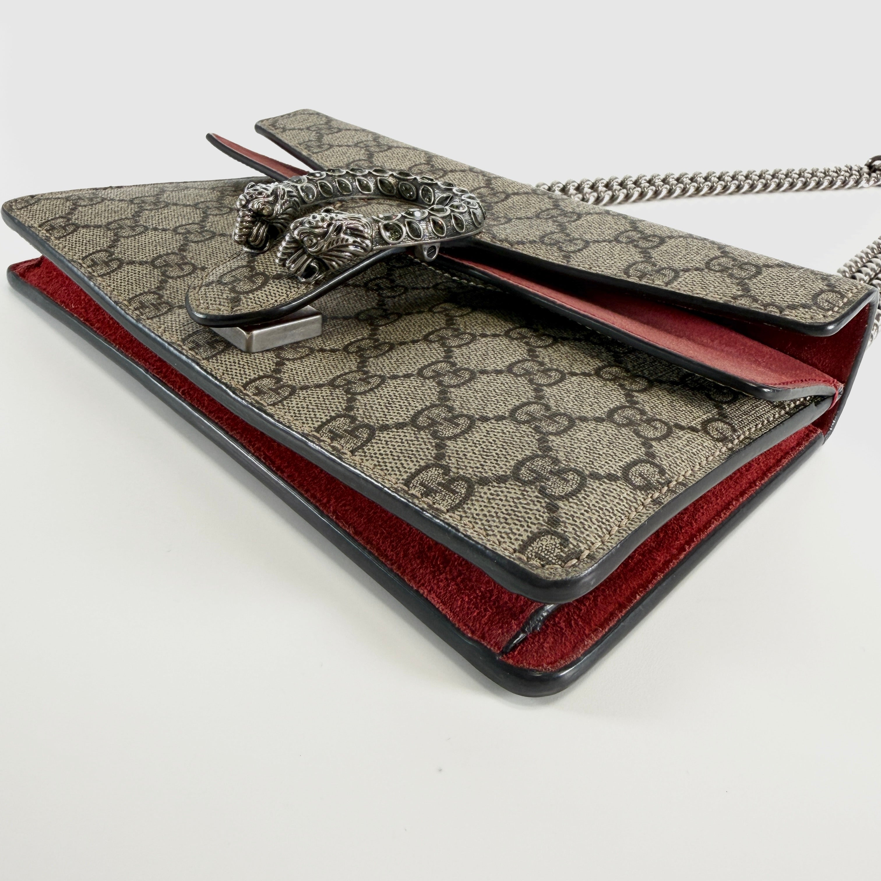 2605 secondhand GUCCI 499623 Dionysus Shoulder bag / Crossbody Bag