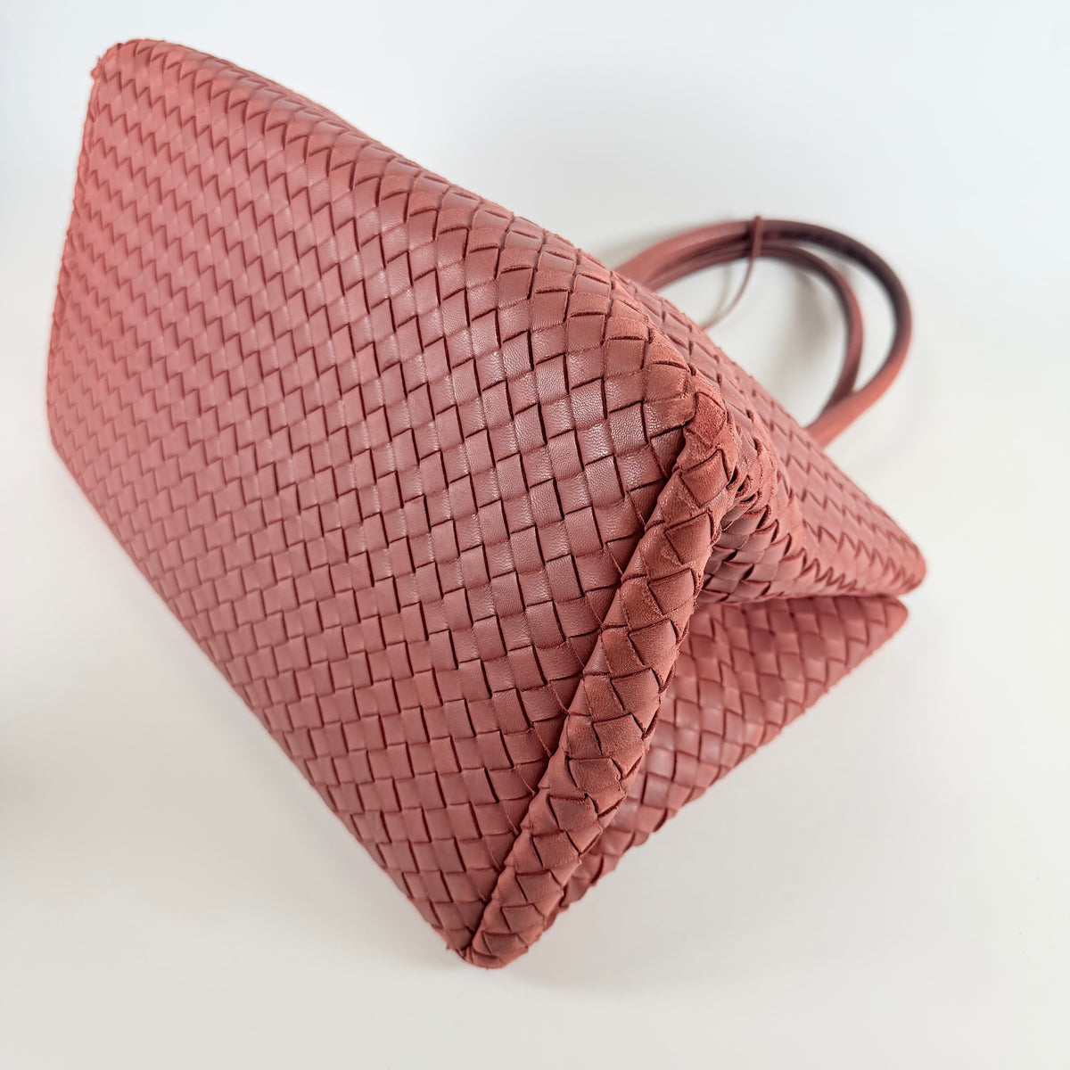 2608 secondhand BOTTEGA VENETA Intrecciato Leather Tote Bag