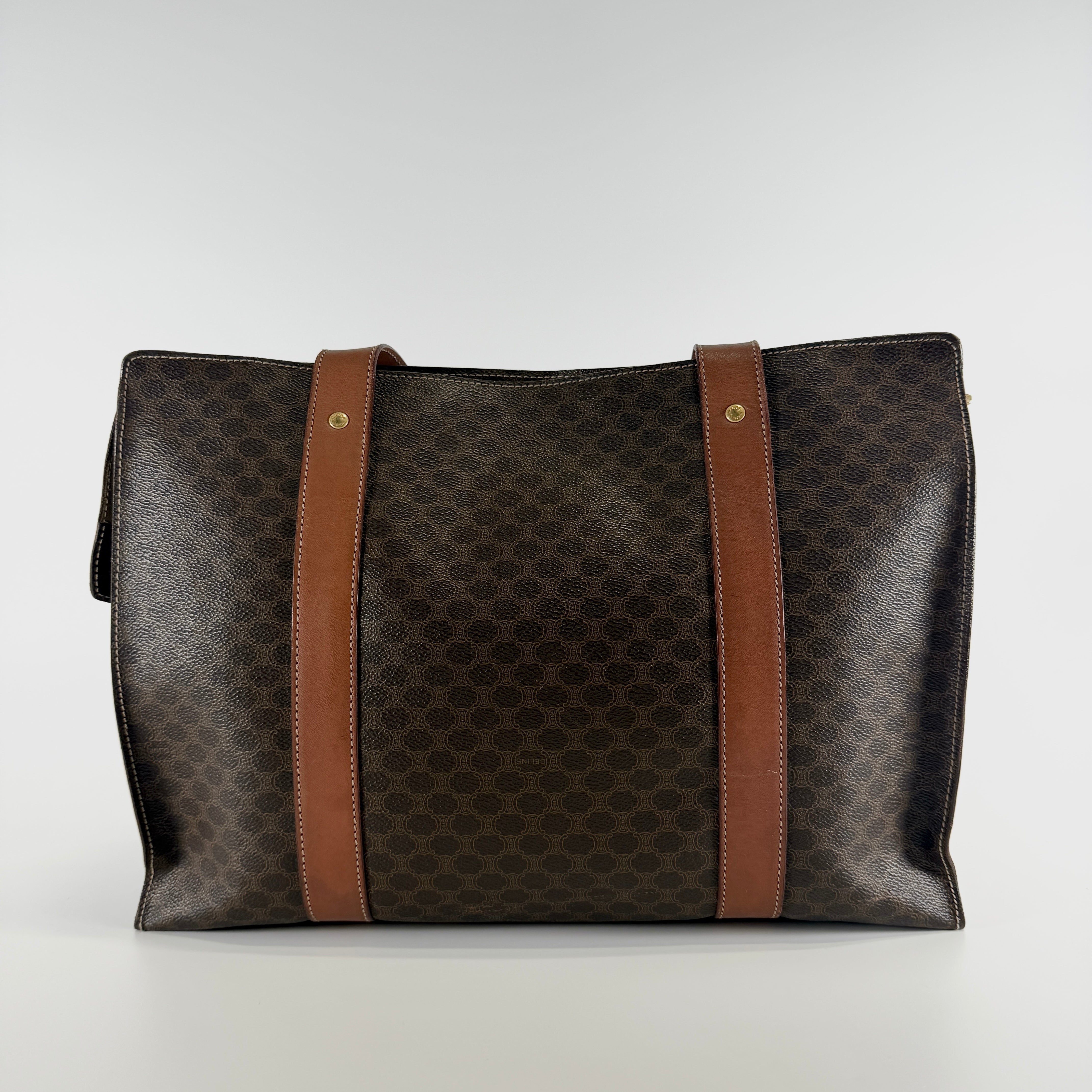 2605 secondhand CELINE Macadam Shoulder bag