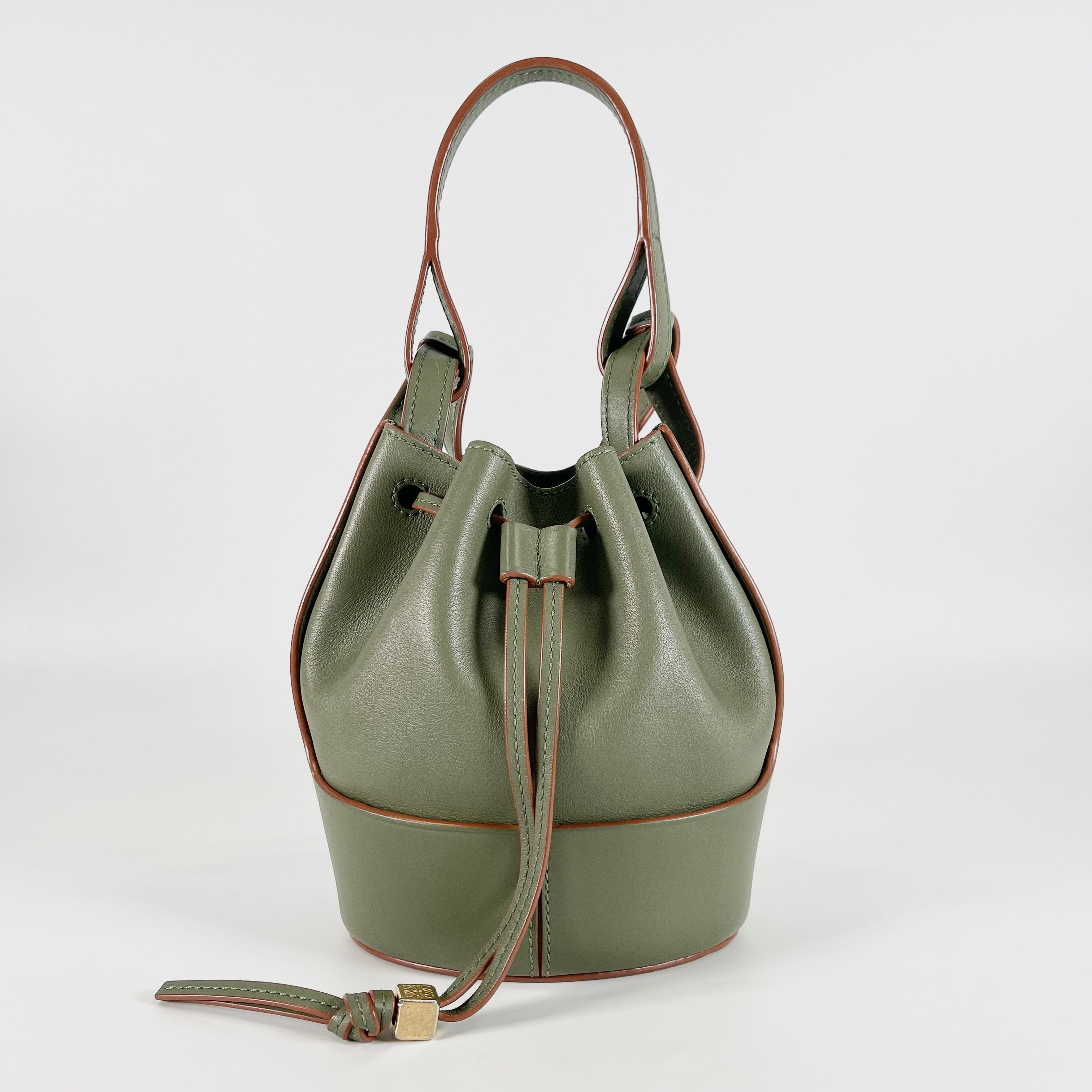 2603 secondhand LOEWE balloon bag leather 2WAY Shoulder bag green