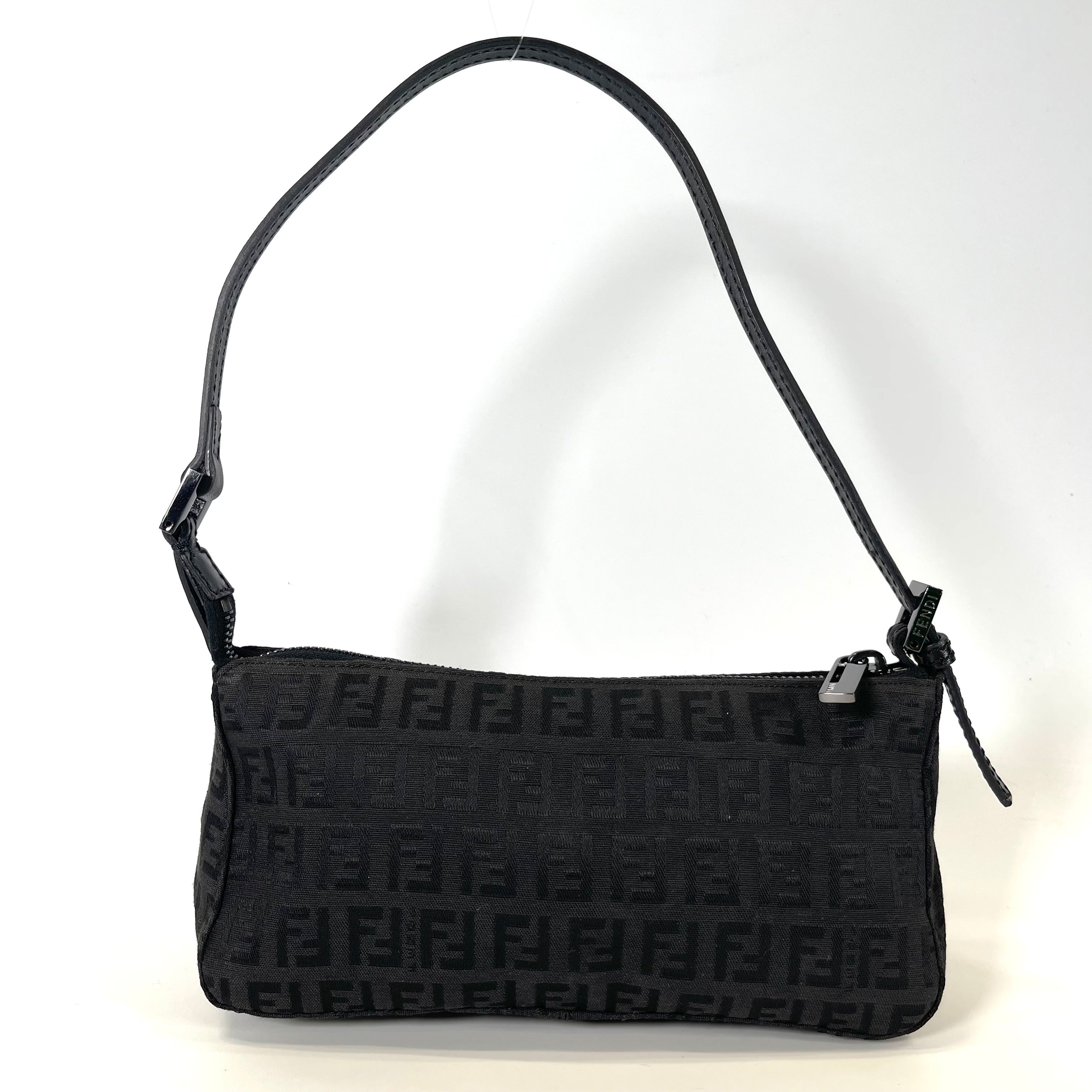 2512 secondhand  FENDI Zucchino hand bag
