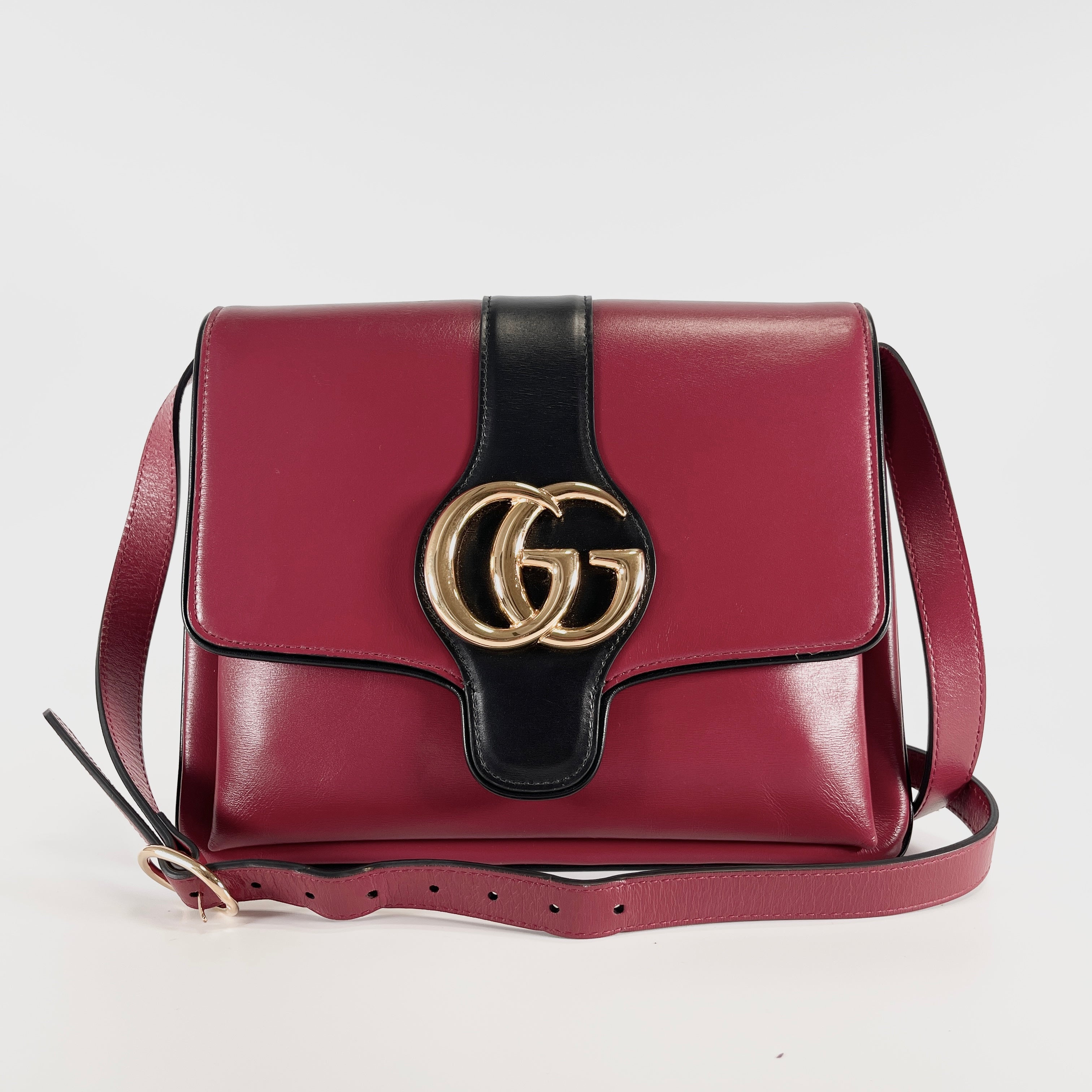 2605 secondhand GUCCI Shoulder bag + O