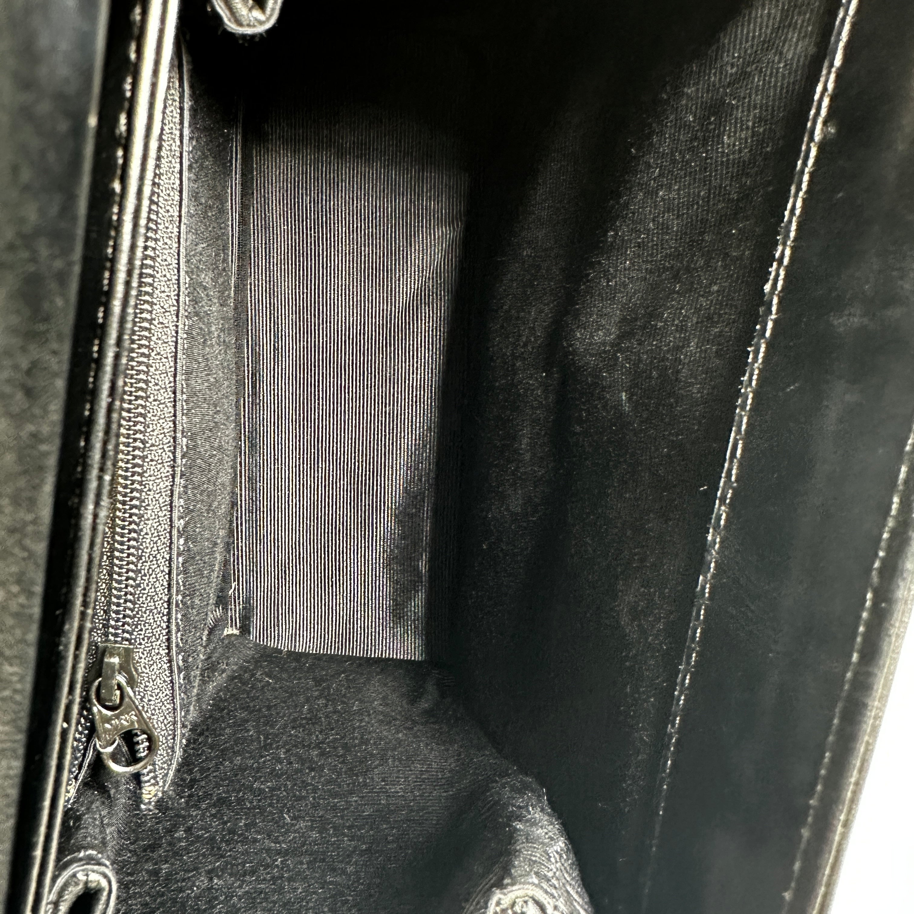 2605 secondhand GIVENCHY van hand bag
