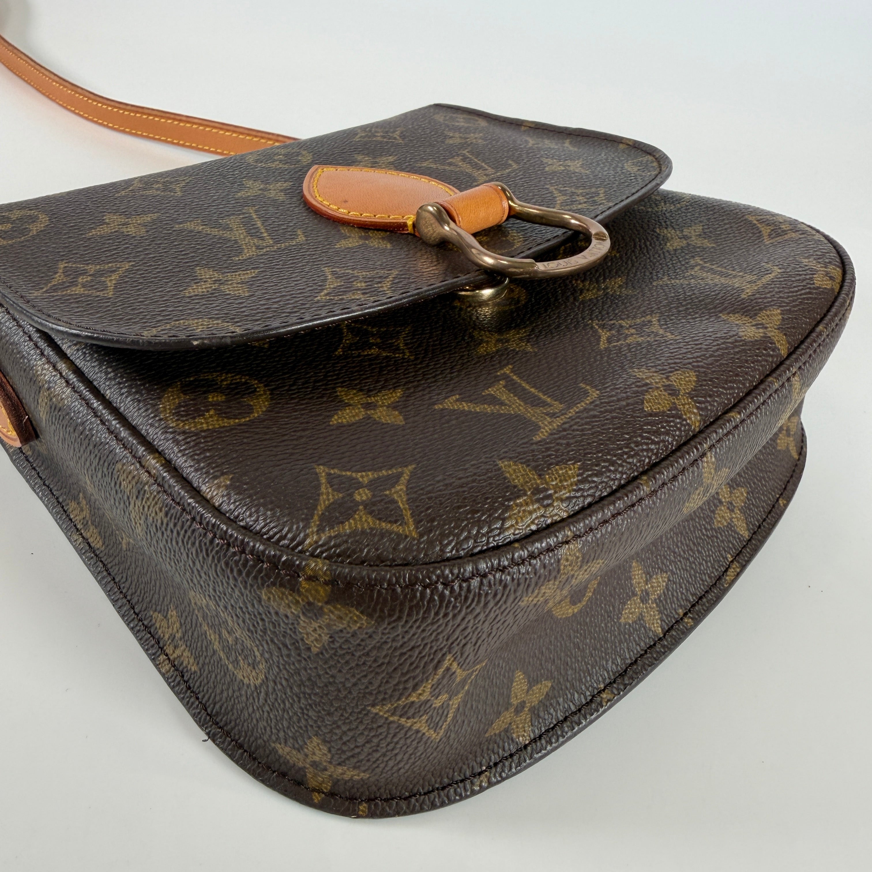 2606 secondhand LV Monogram Saint Cloud LP1902