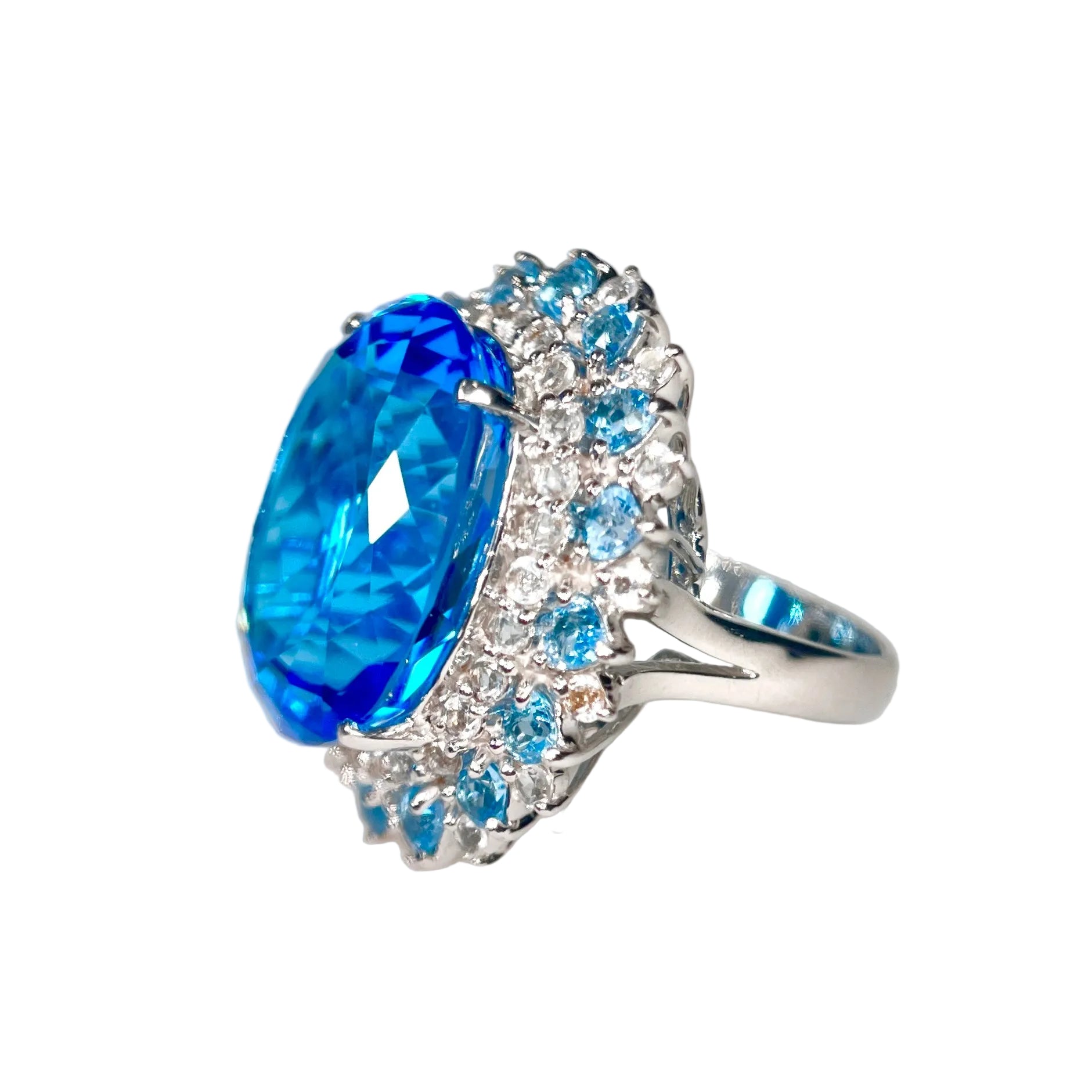 2602 K18WG Ring 25.6ct/1.58ct/1.96ct 18.4g