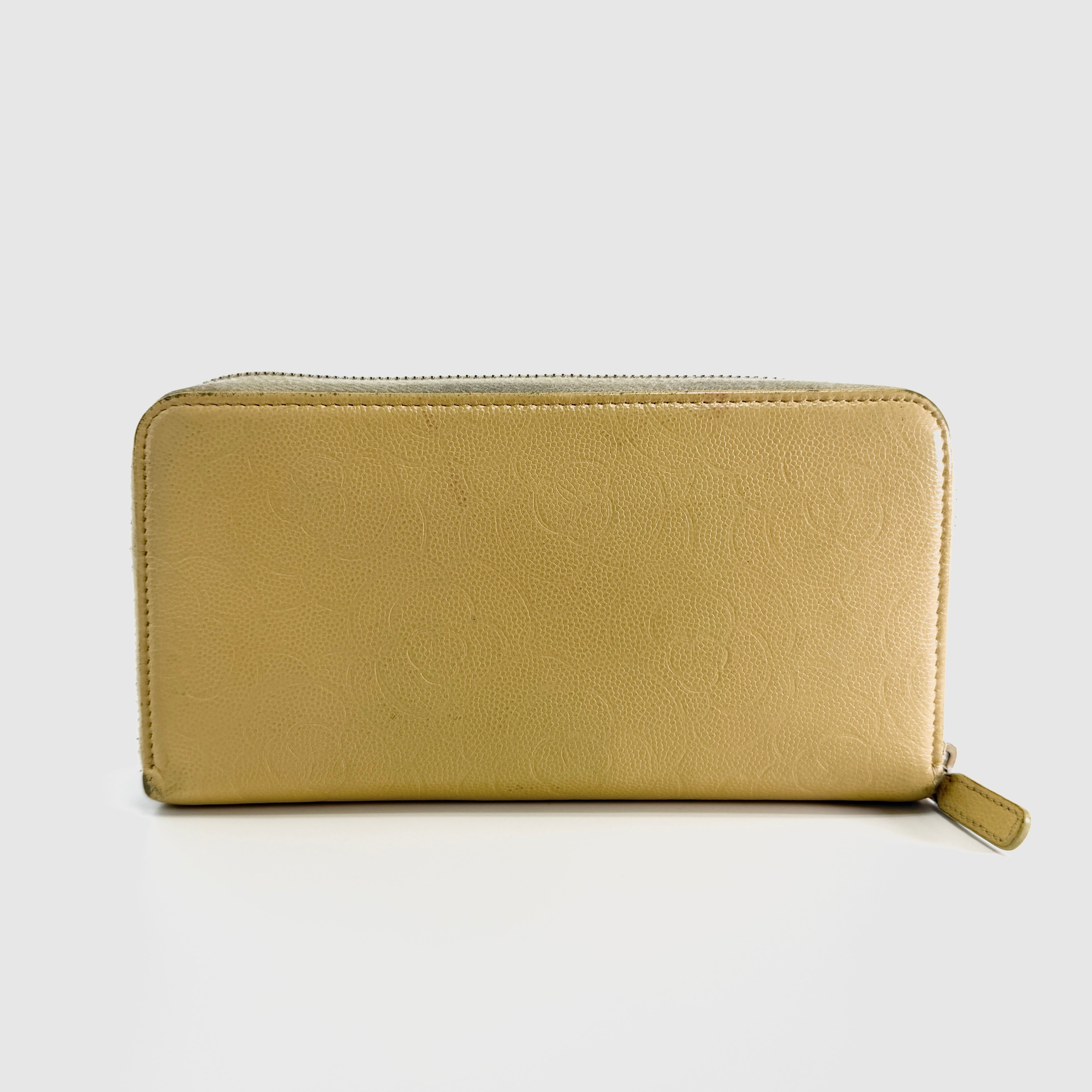 2605 secondhand CHANEL Camellia round fastener Long wallet
