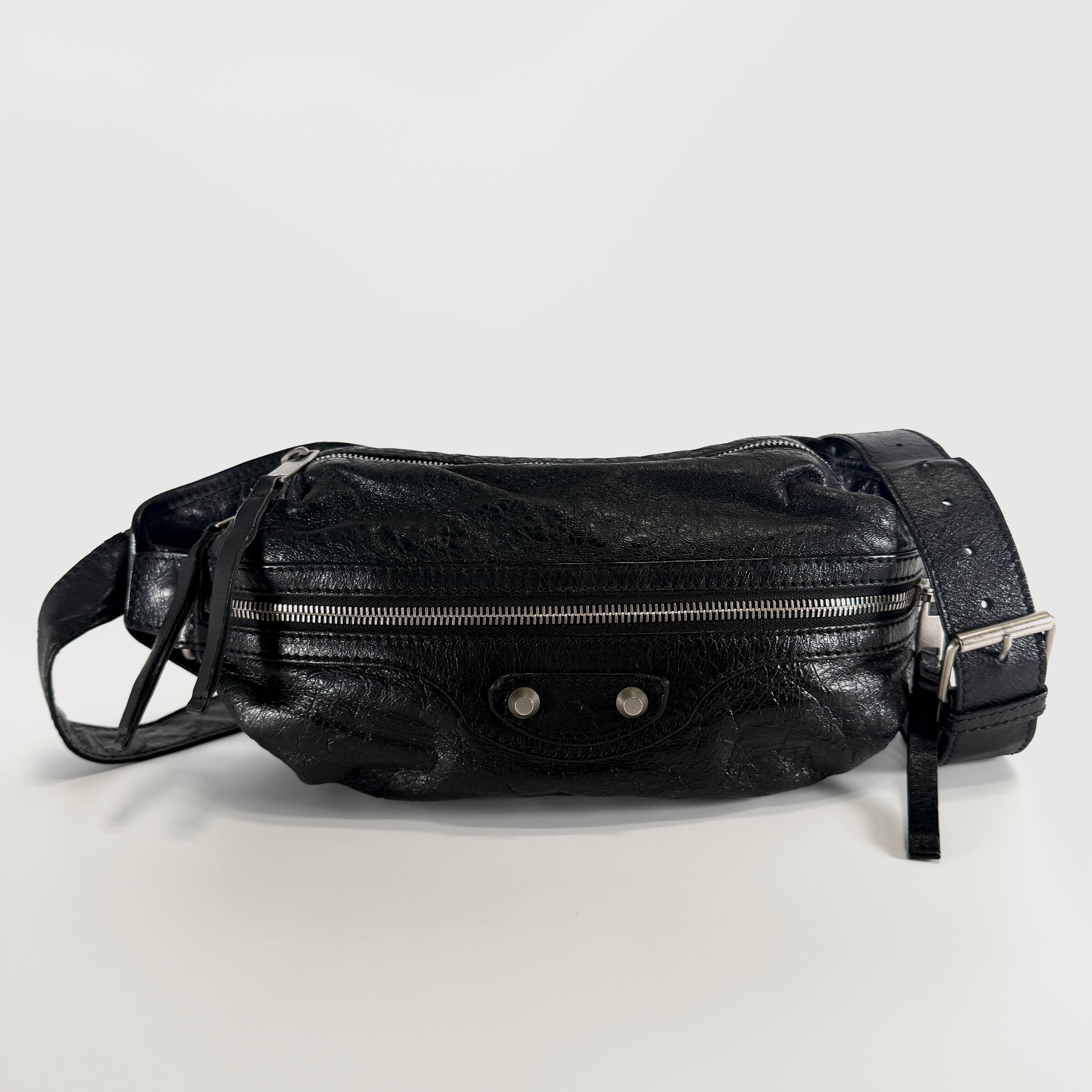 2607 secondhand BALENCIAGA Classic leather Body Bag black 542013