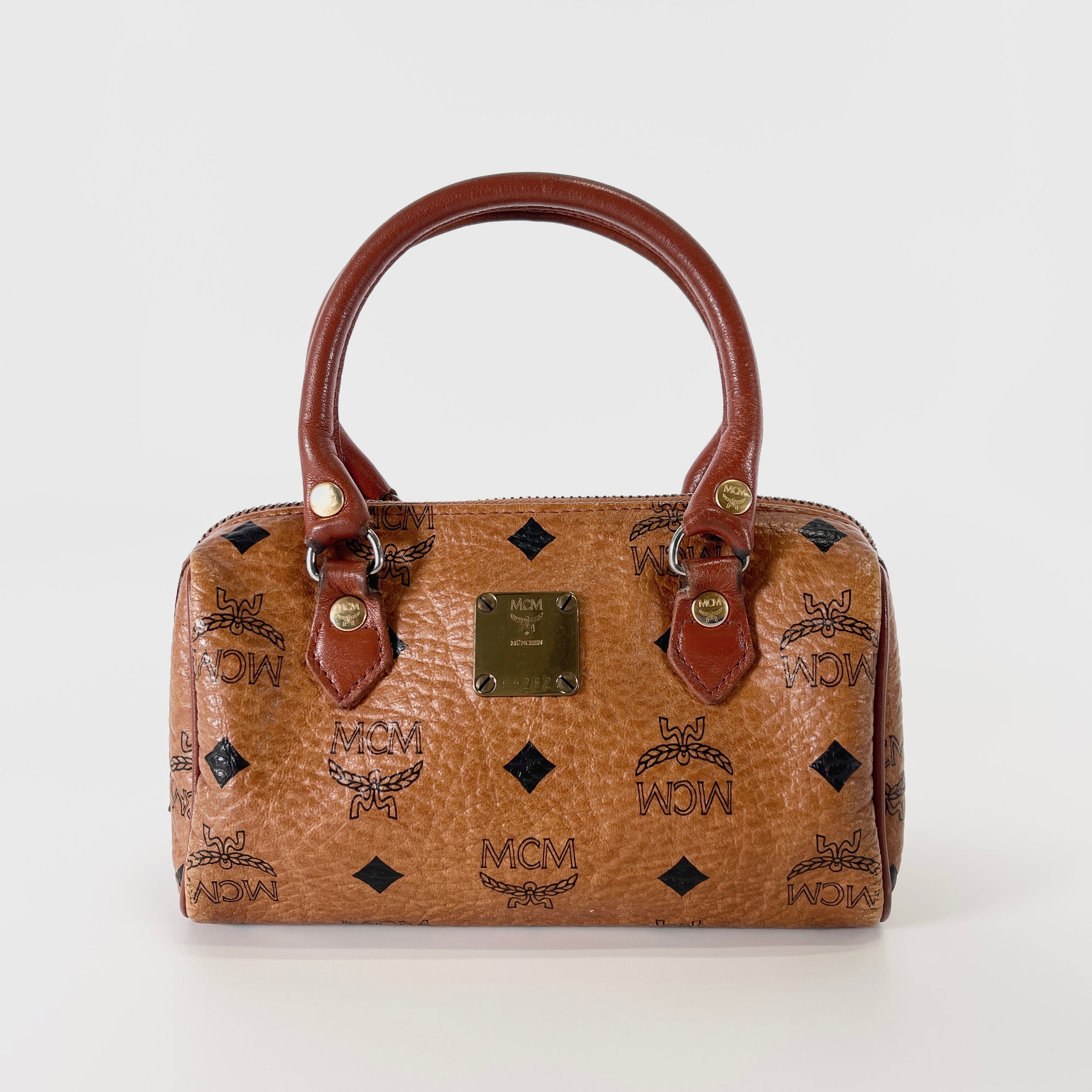 2605 secondhand MCM 2WAY hand bag