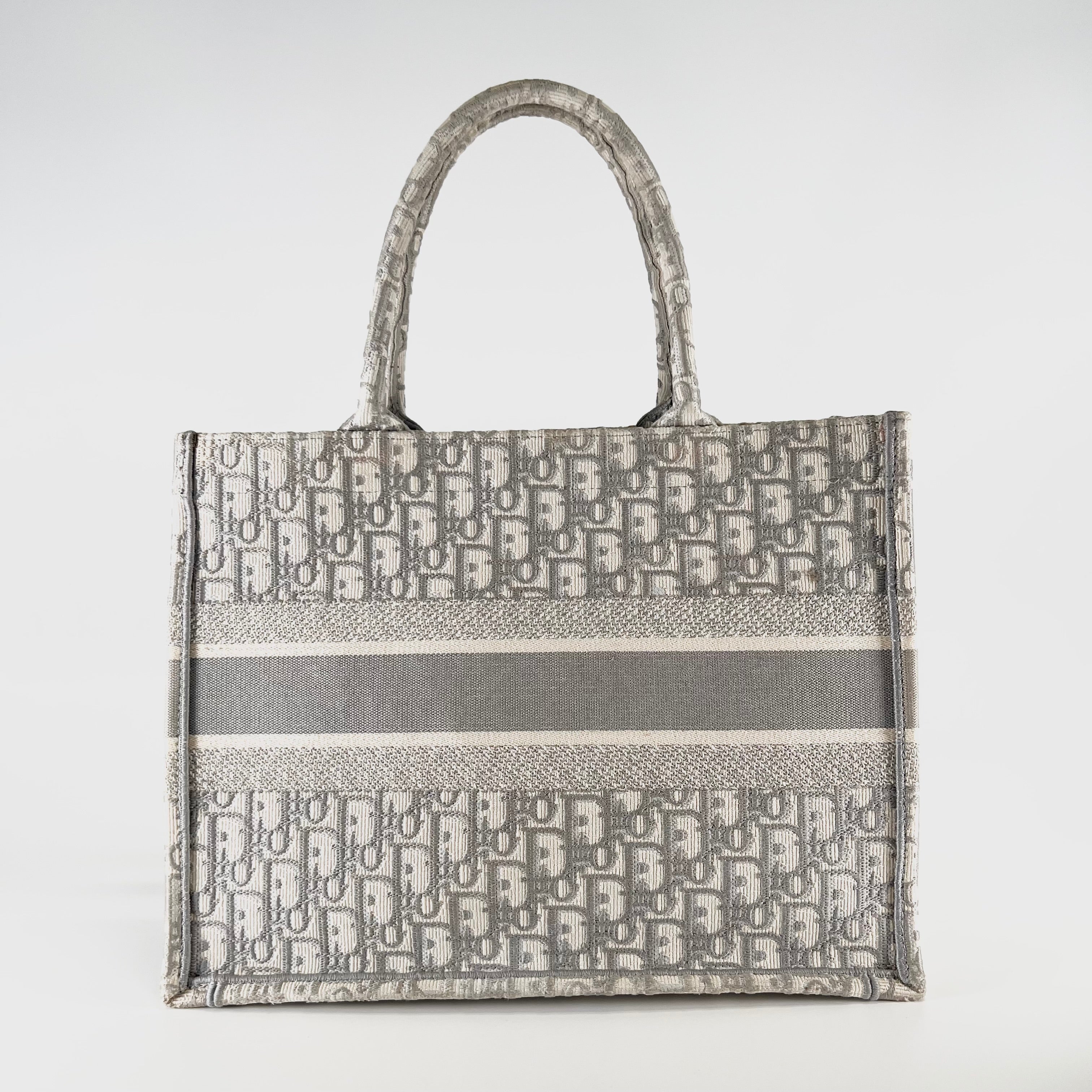 2605 secondhand CD Book Tote