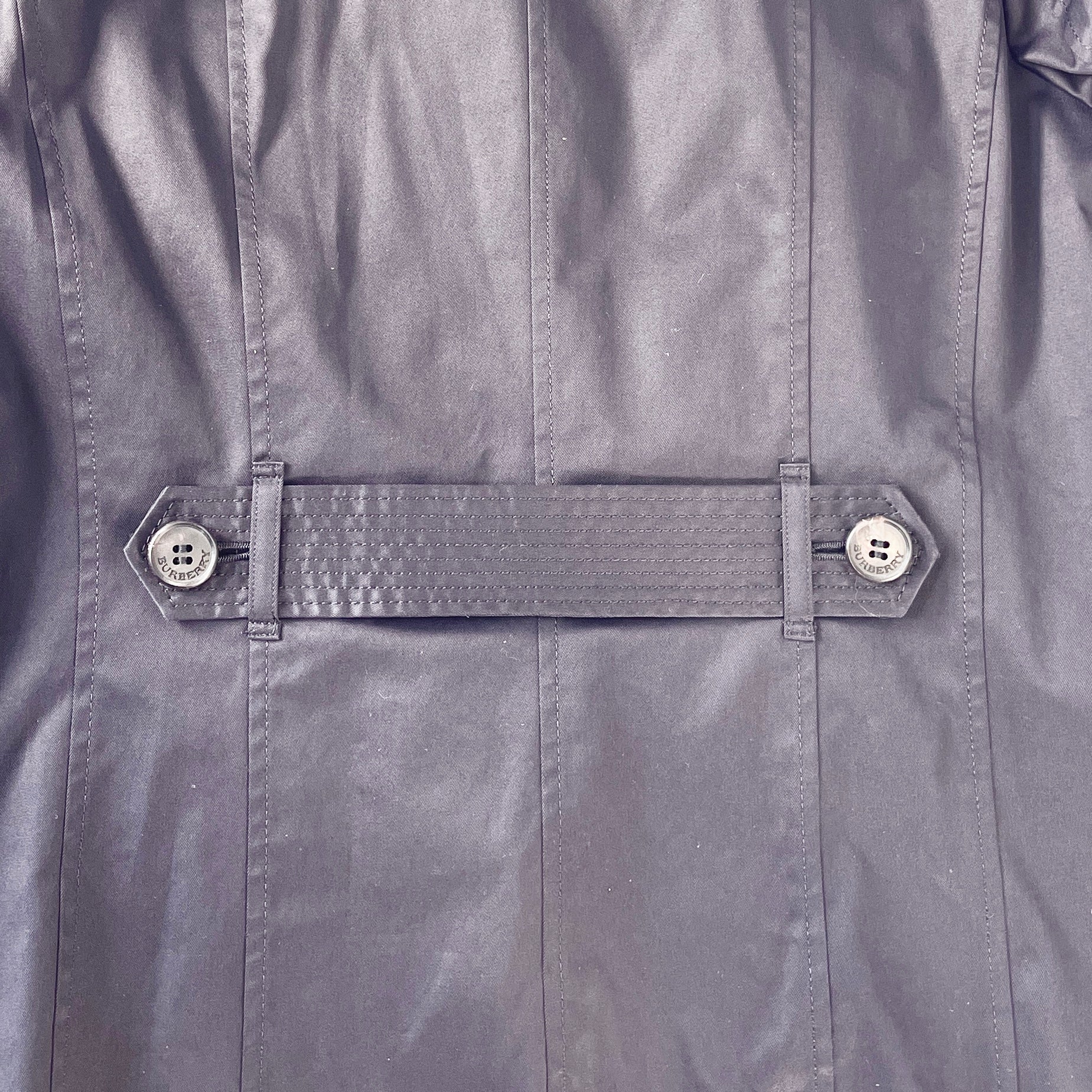 2606 secondhand BURBERRY set up