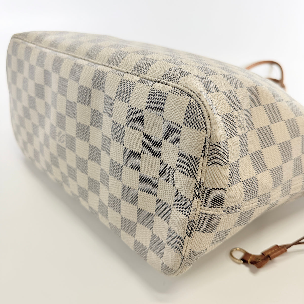 2606 secondhand LV Damier Azur Neverfull MM