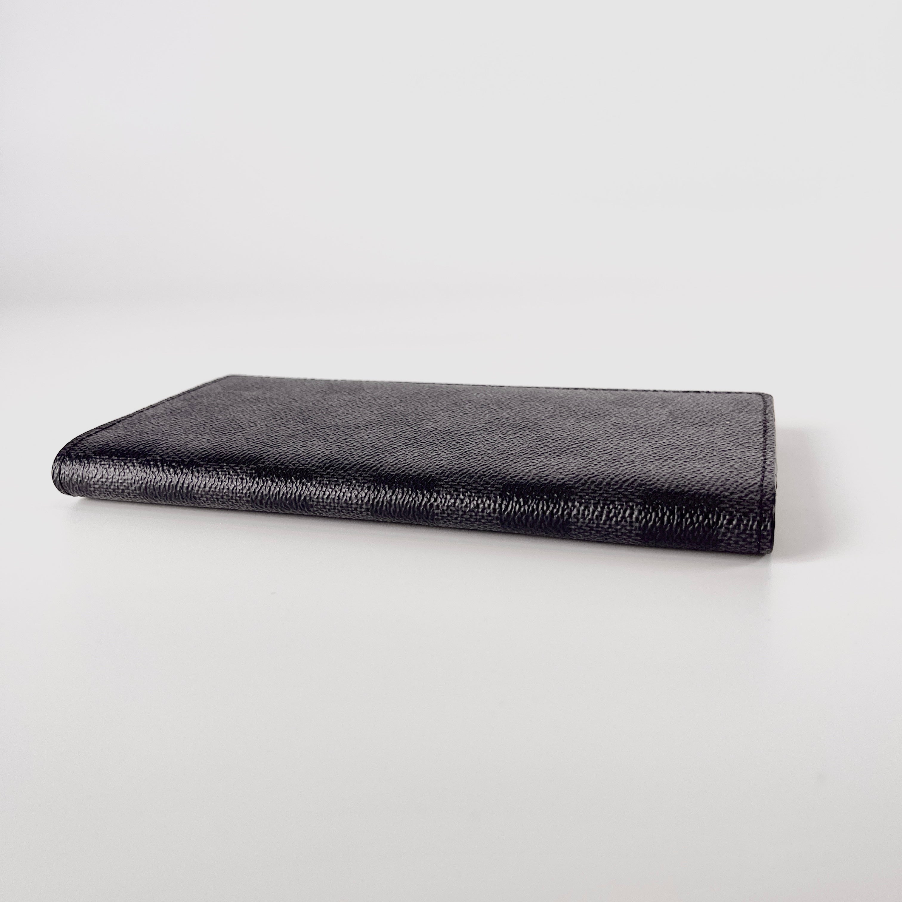 2603 secondhand LV Portefeuille Brother Damier Graphite initial