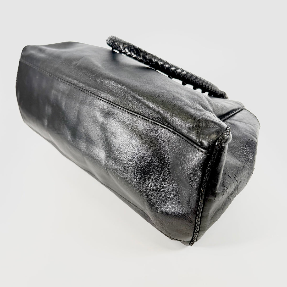 2607 secondhand FENDI hand bag