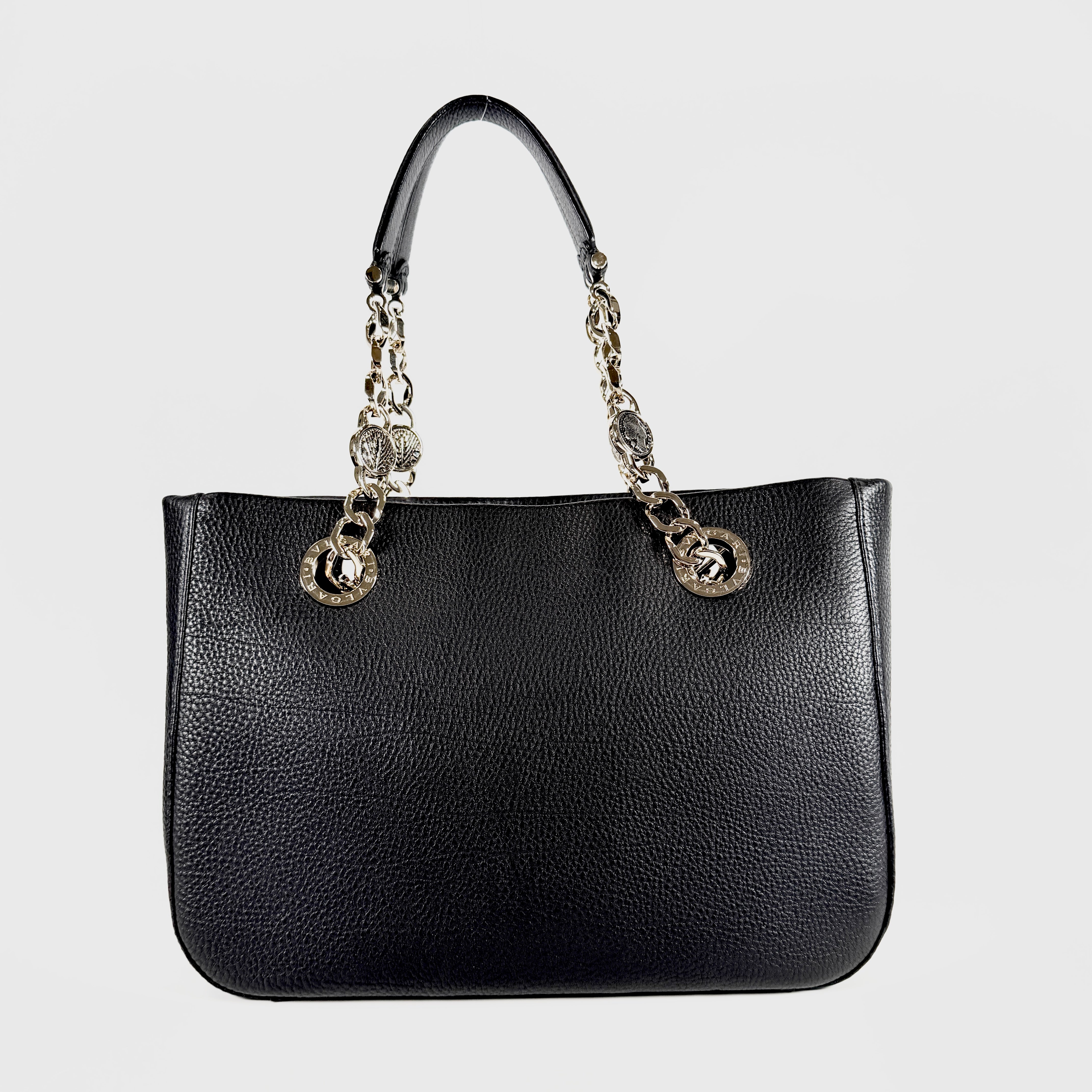 2608 secondhand BVLGARI hand bag