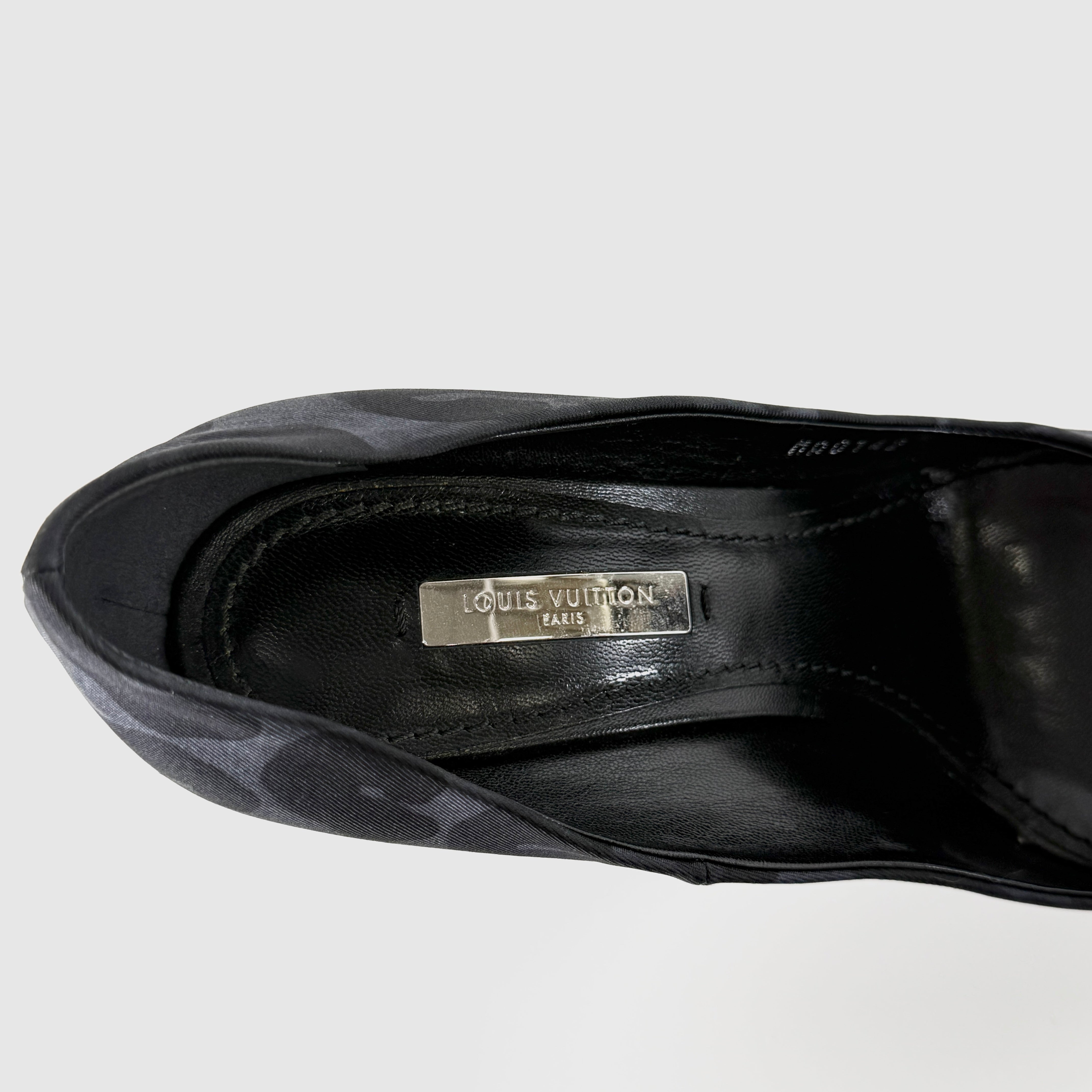2607 secondhand LV 12 year fabric pumps 37 1/2 Women's Navy × black MA0142 Leopard Pattern studs metal