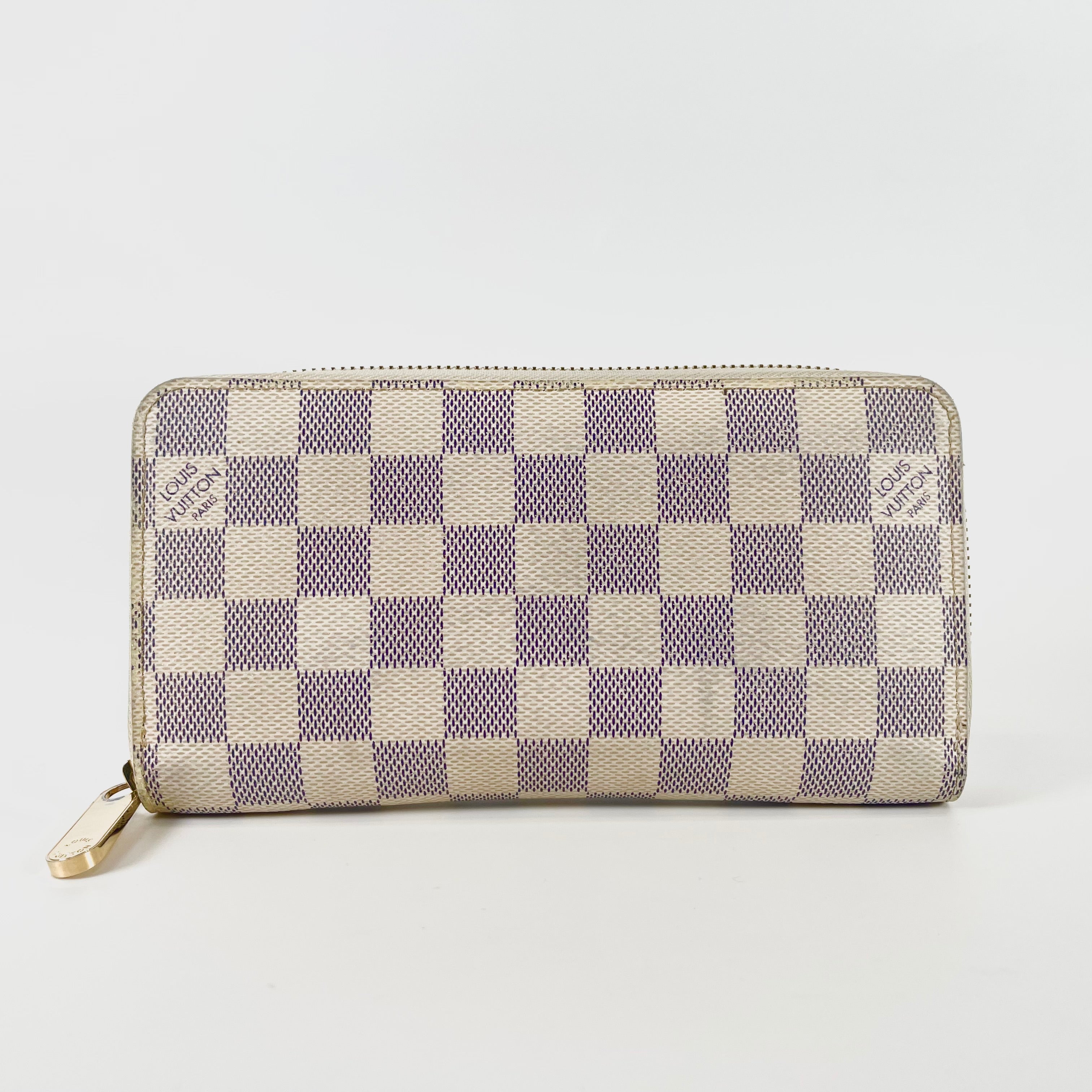 2602 secondhand LV Damier Azur Zippy Wallet