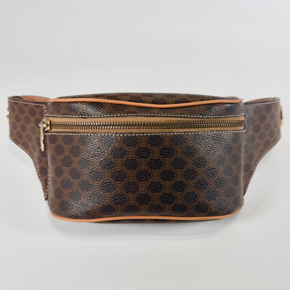 2607 secondhand CELINE Macadam Waist bag