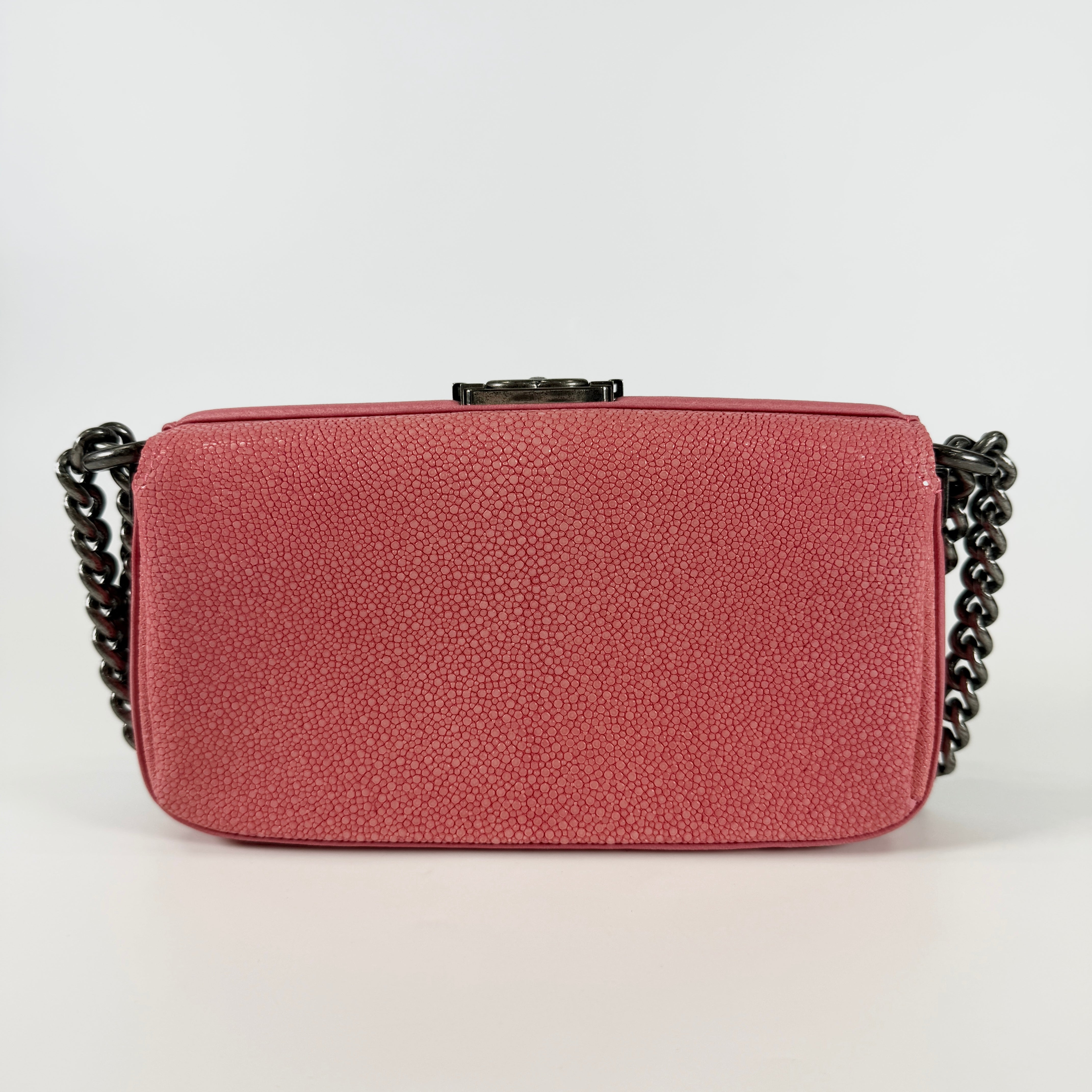 2606 secondhand CHANEL Boy Lou / leather Chain Shoulder pink 16