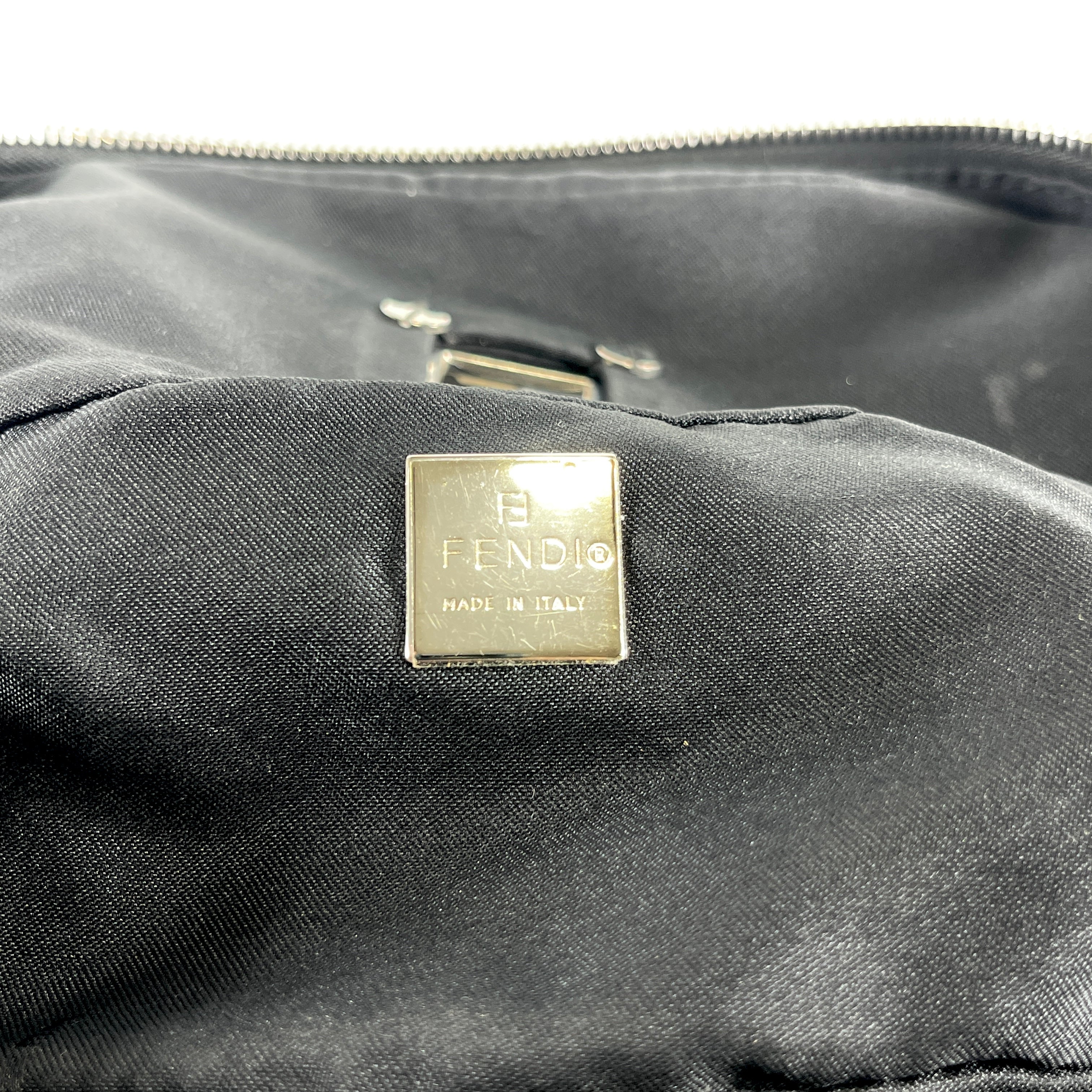 2605 secondhand FENDI nylon Vanity bag