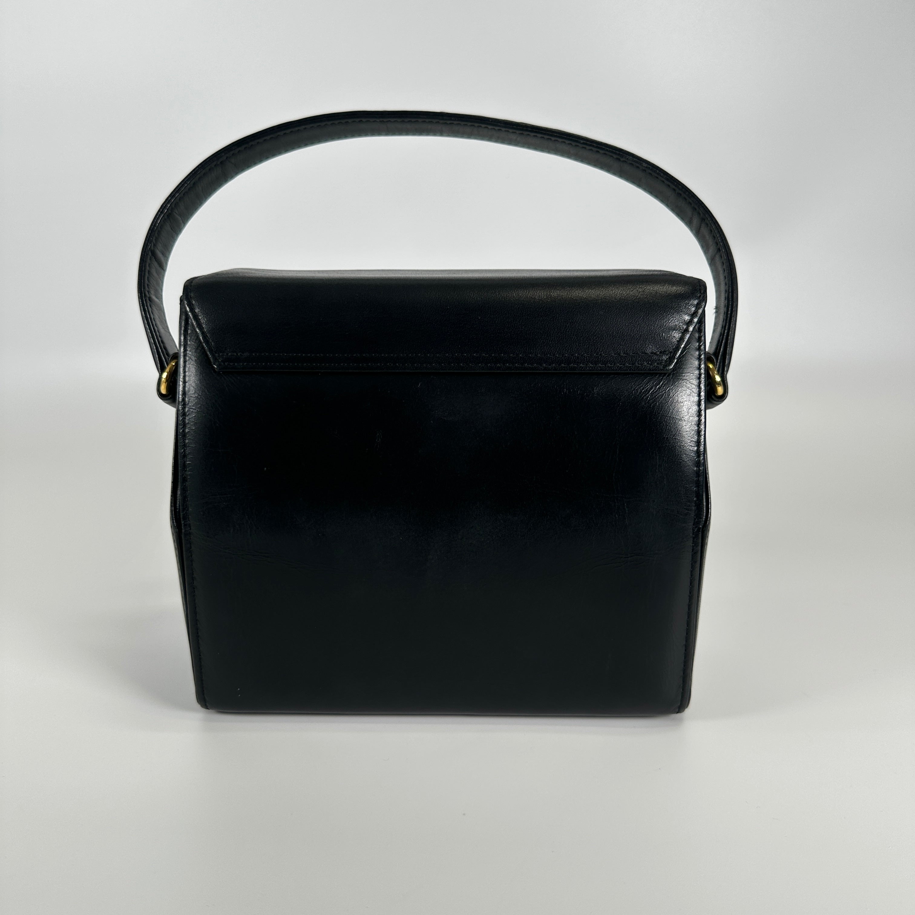 2605 secondhand GIVENCHY van hand bag