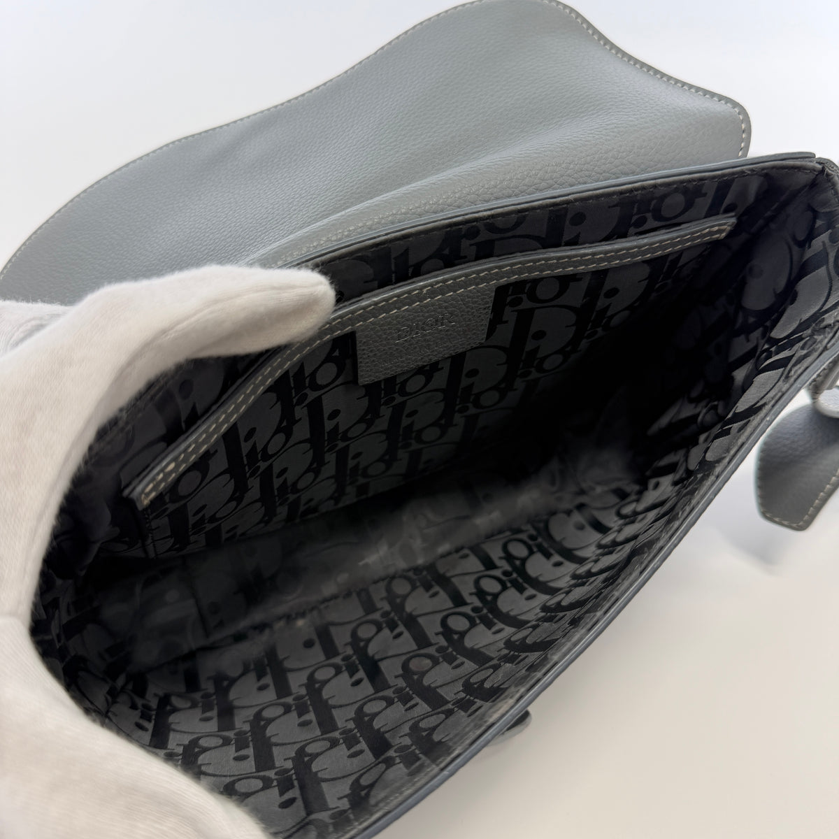 2607 secondhand CD Shoulder bag