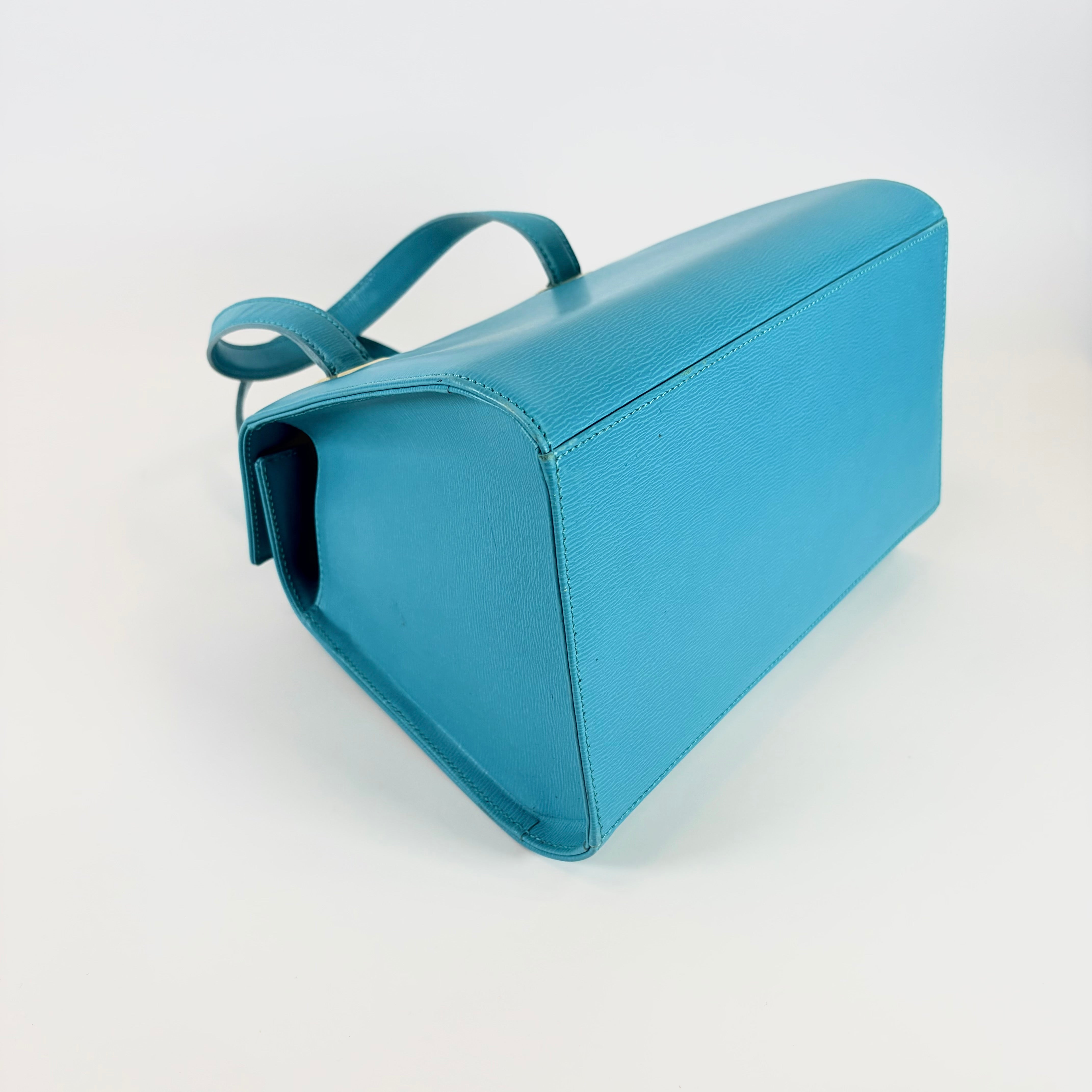 2605 secondhand CD hand bag