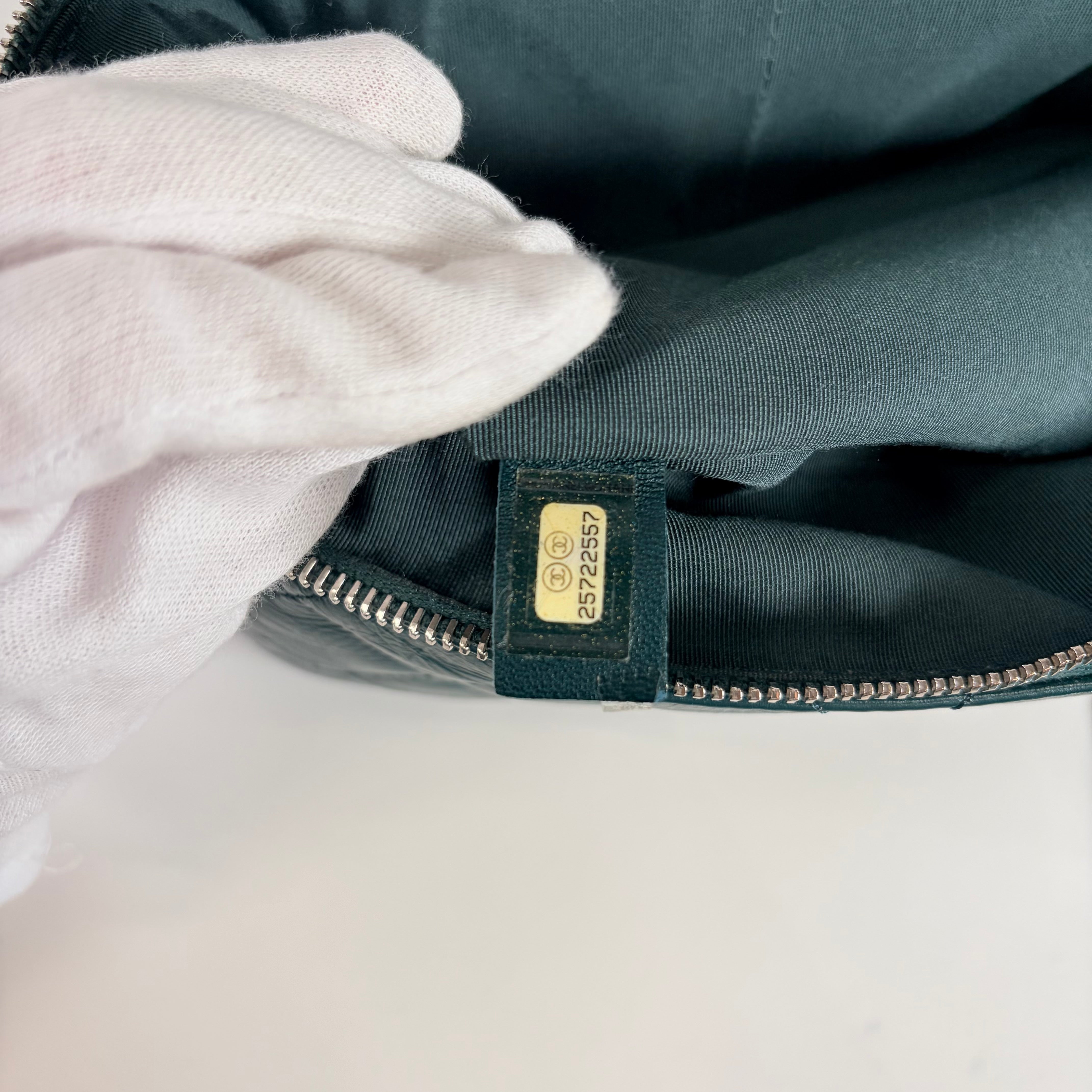 2605 secondhand CHANEL Chain Shoulder Bag