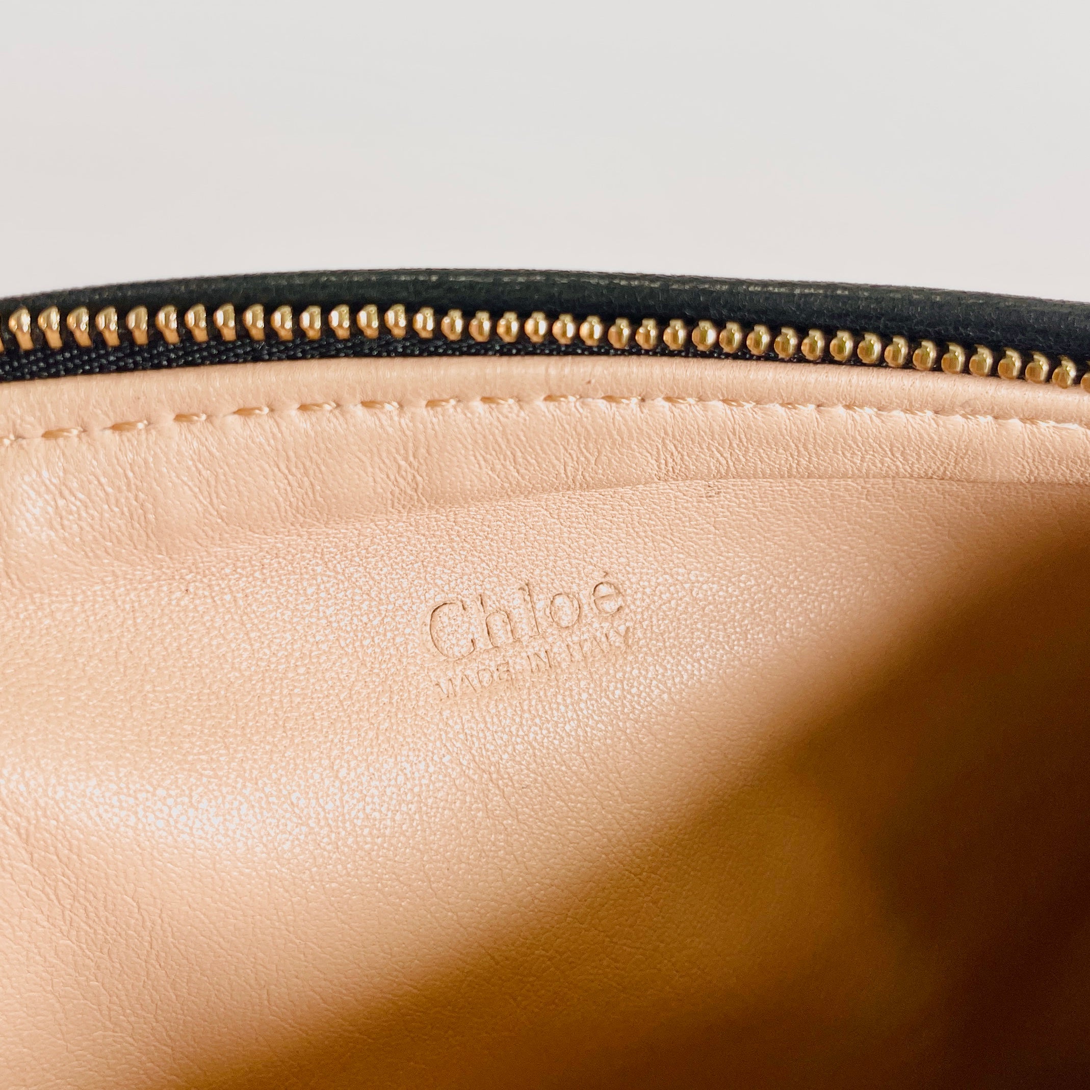 2604 secondhand Chloe ribbon Clutch Bag