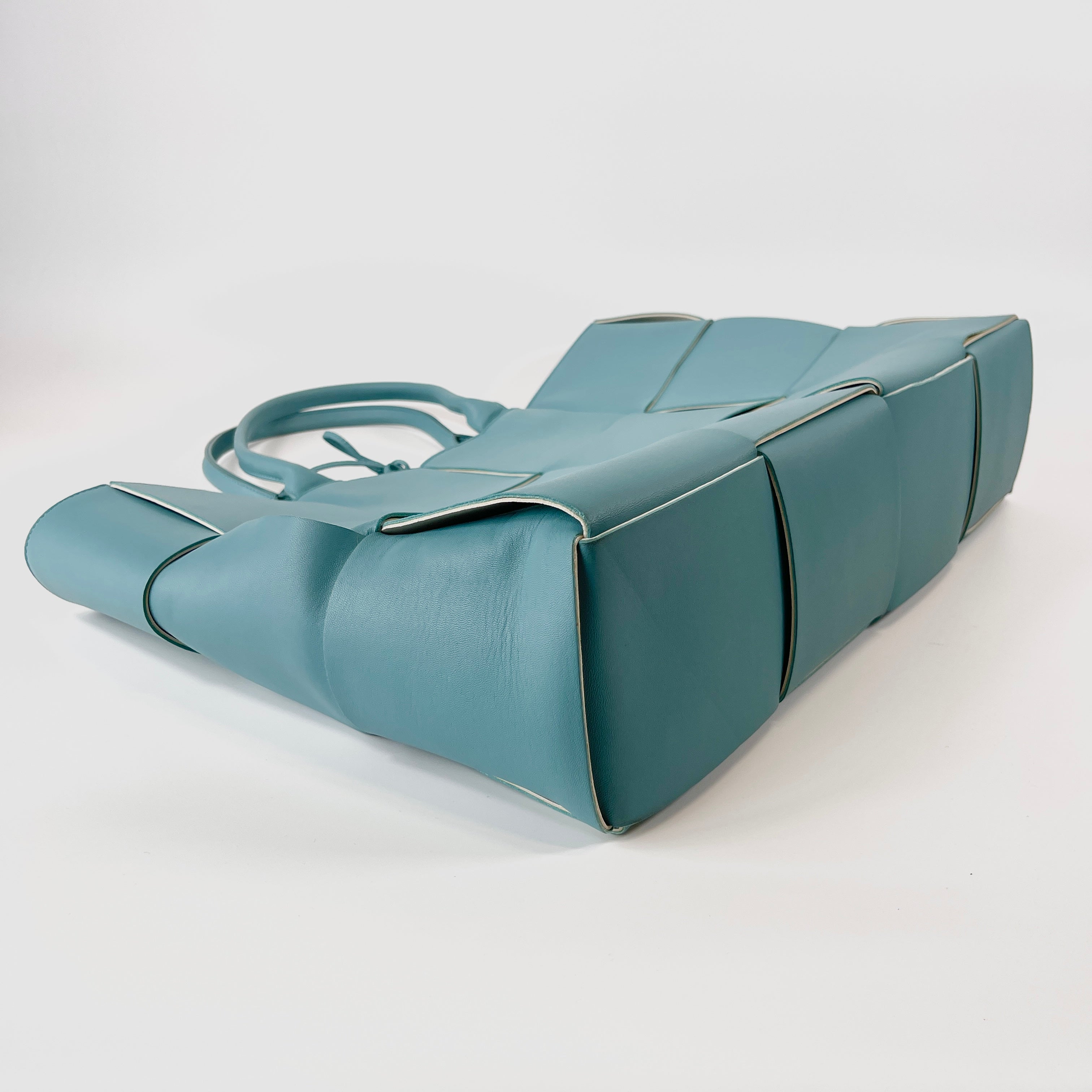 2603 secondhand BOTTEGAVENETA Arco Tote