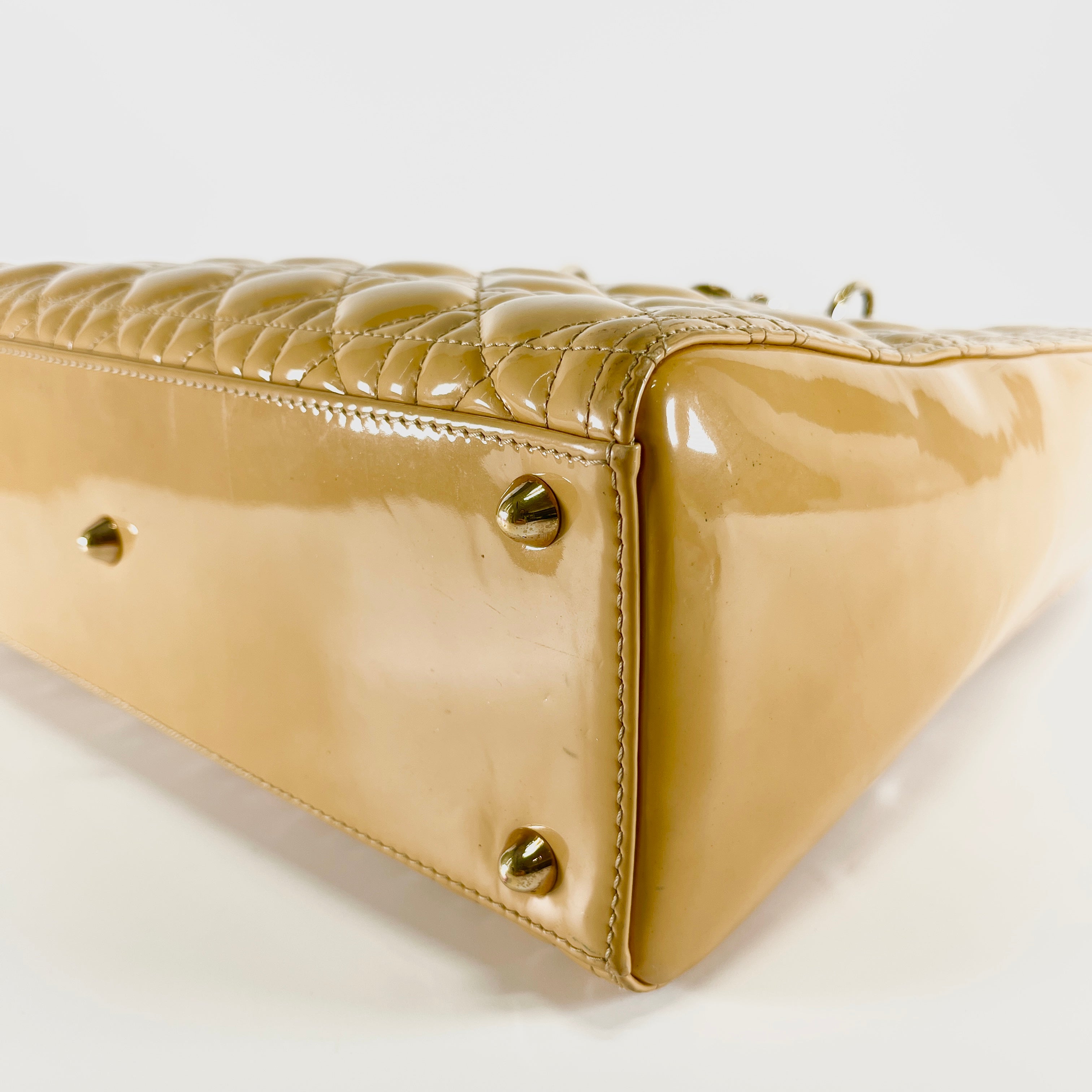 2604 secondhand CD Lady Dior Large patent