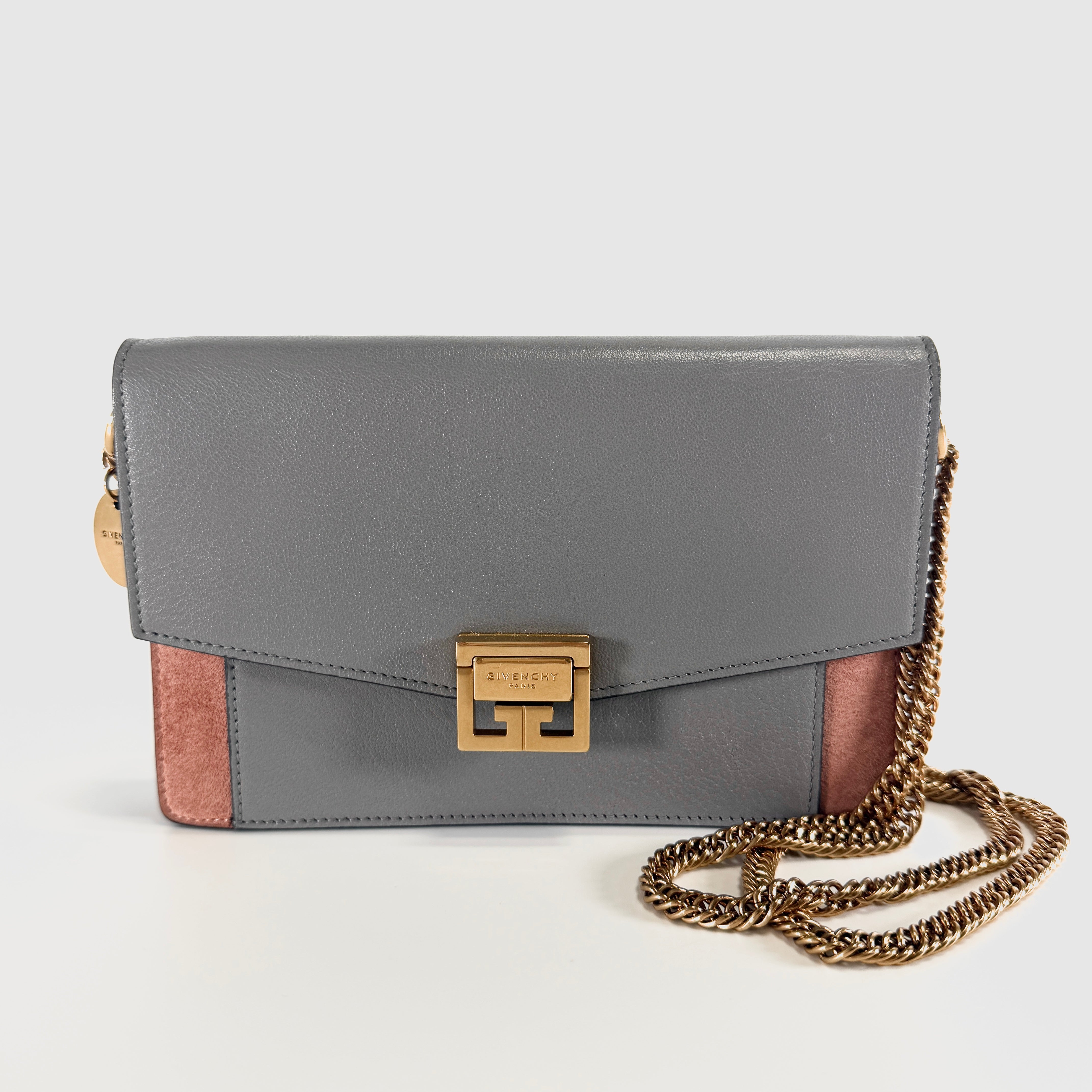 2605 secondhand GIVENCHY van Chain Wallet
