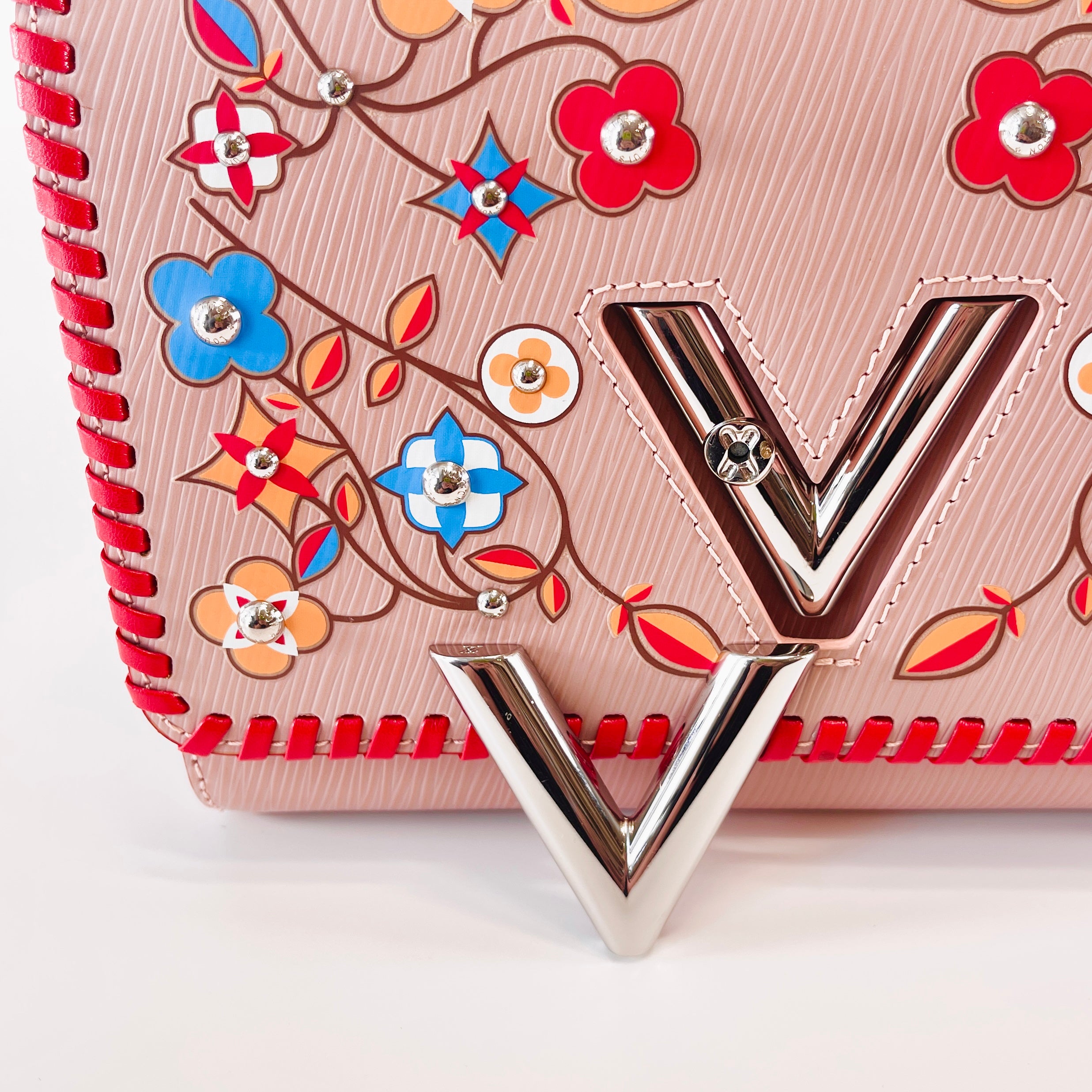 2606 secondhand LV Shoulder bag Twist flower motif line turn rock
