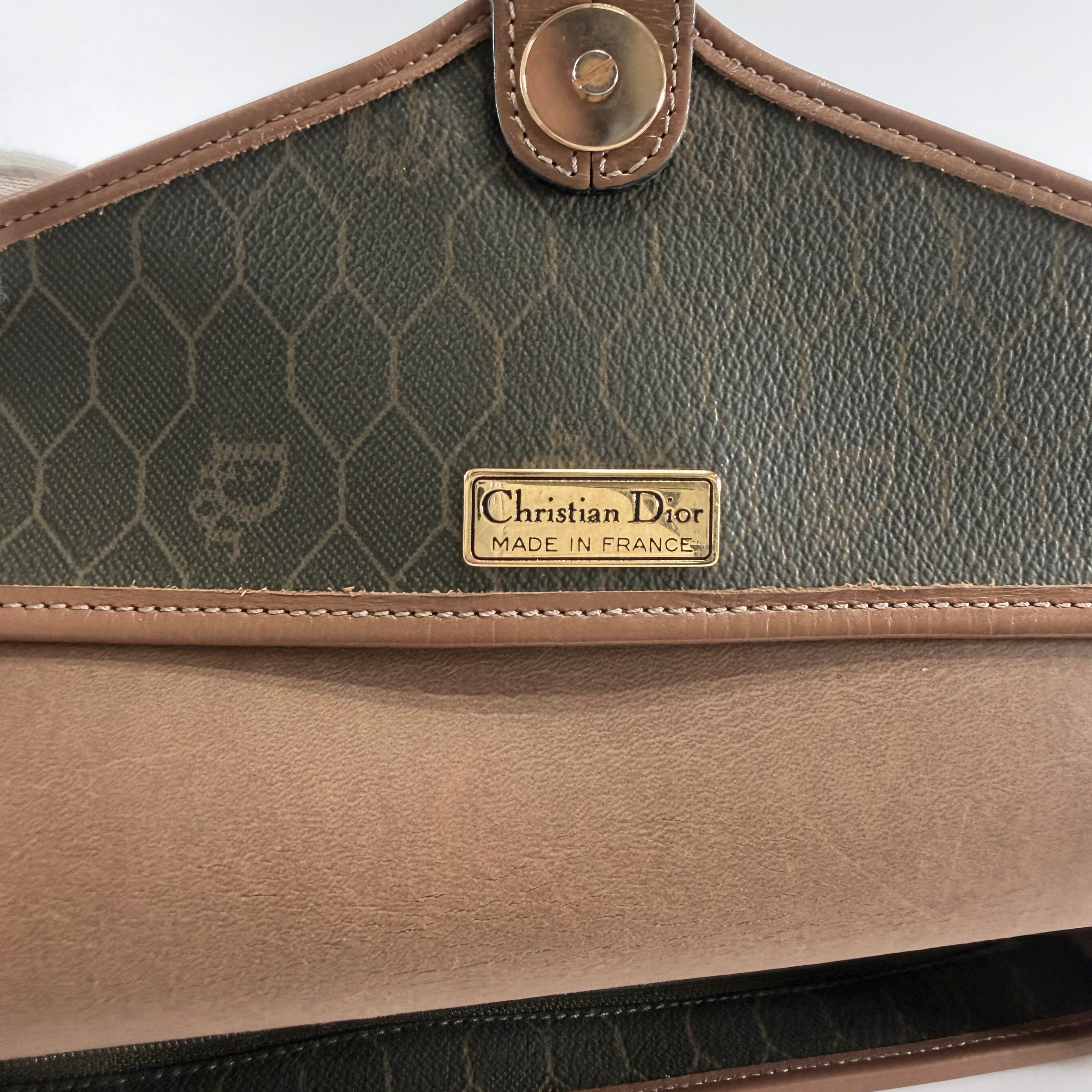 2607 secondhand CD Christian honeycomb Shoulder bag